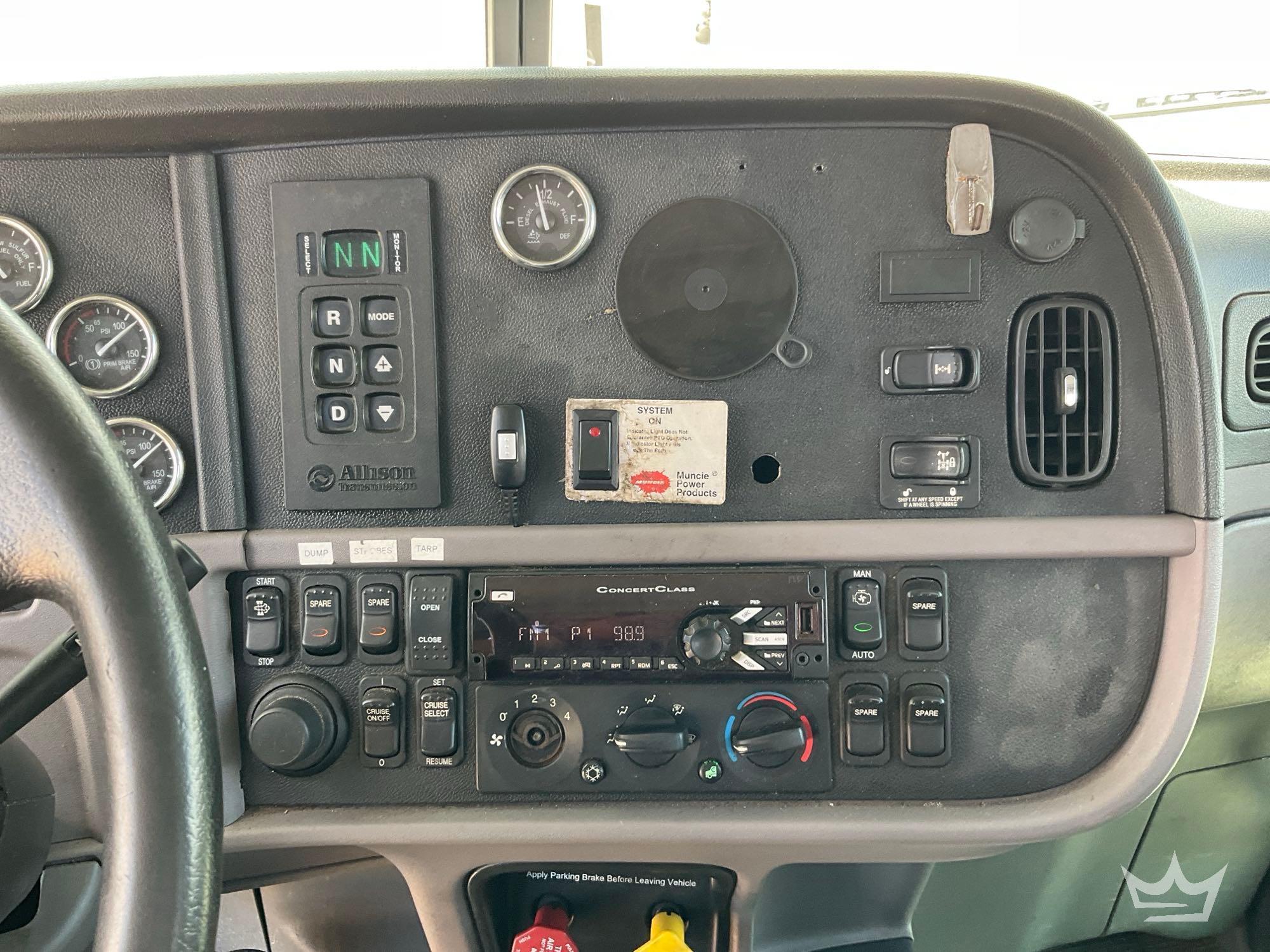 2017 Peterbilt 365