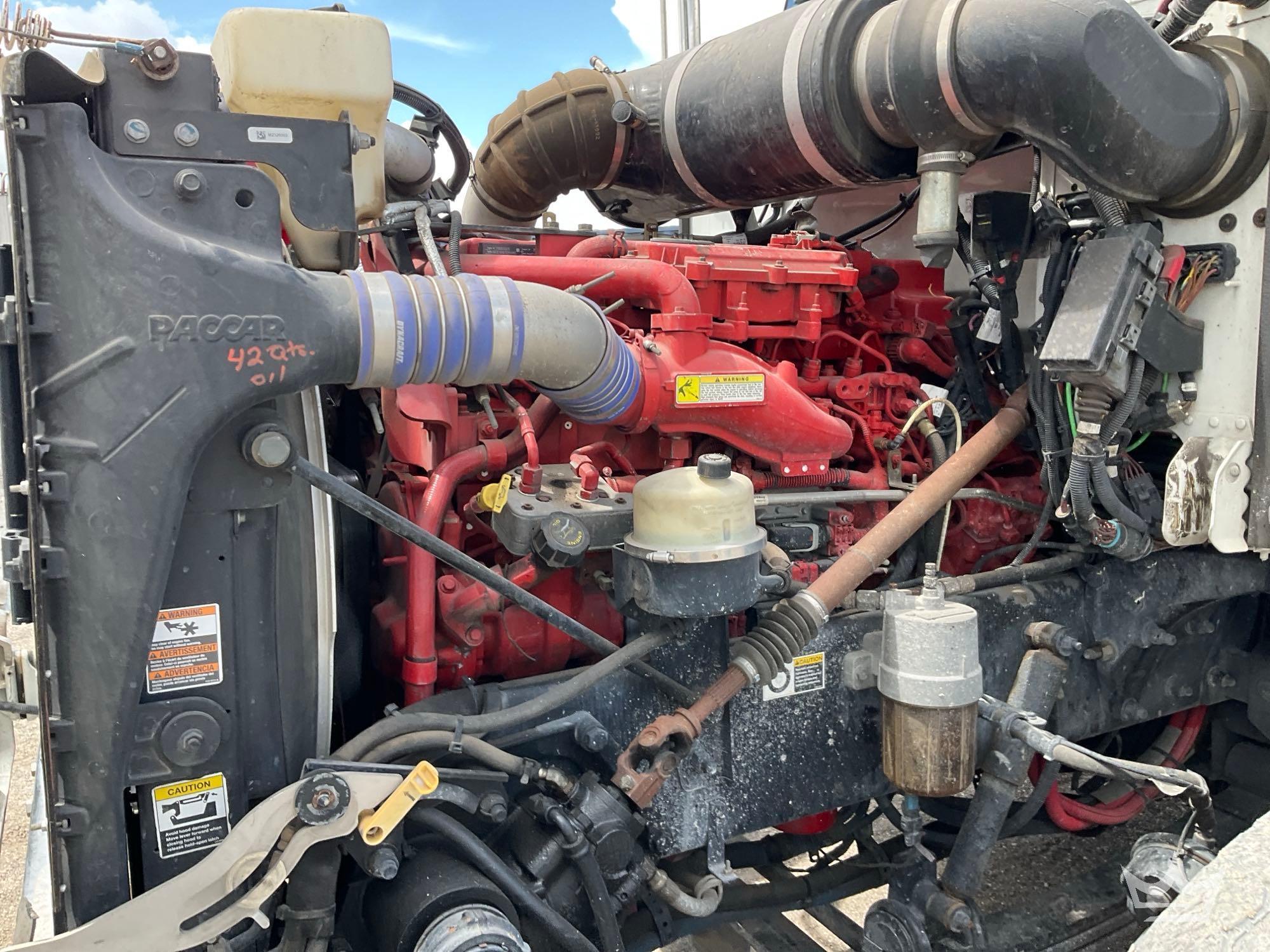 2017 Peterbilt 365