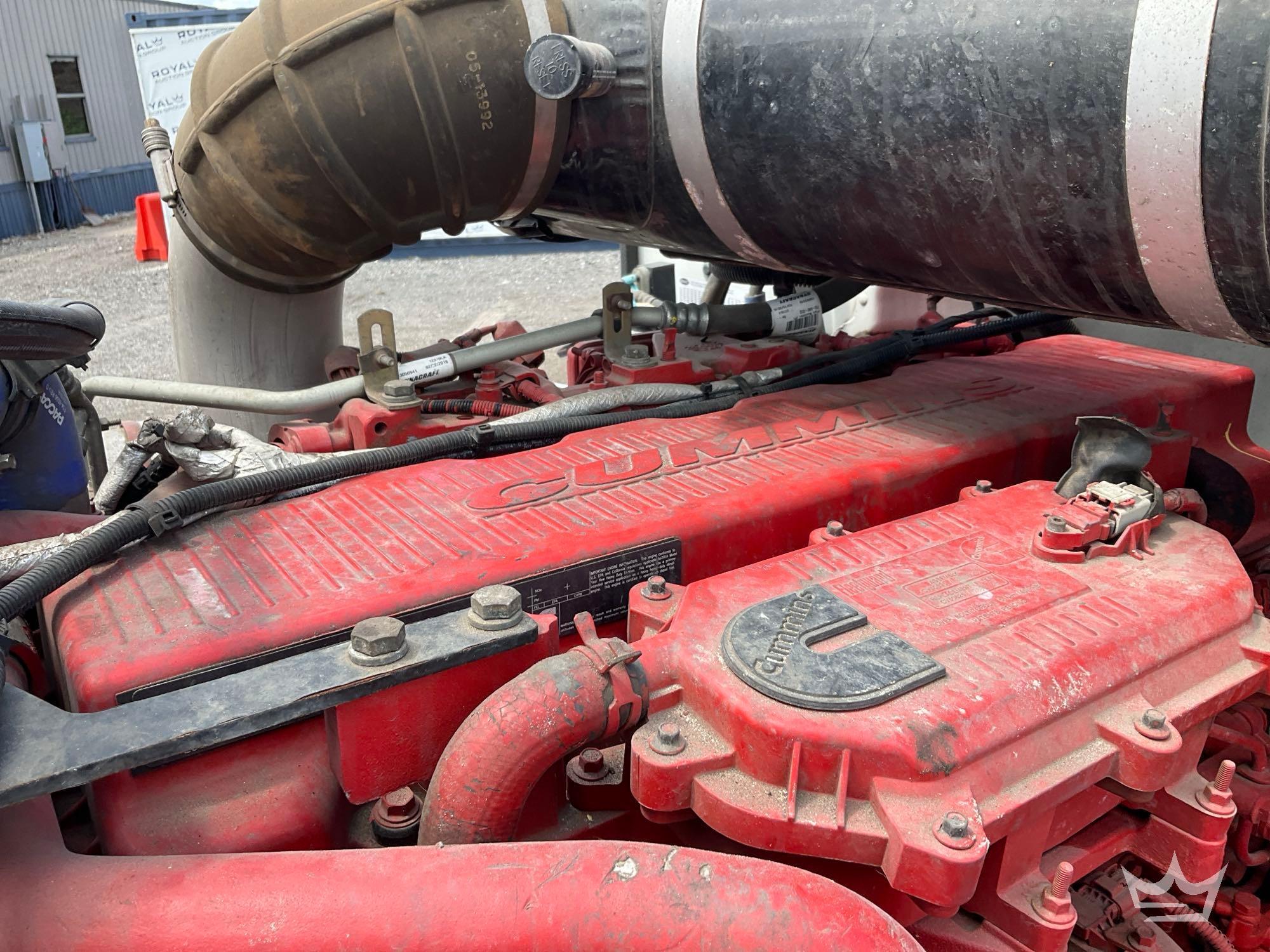 2017 Peterbilt 365