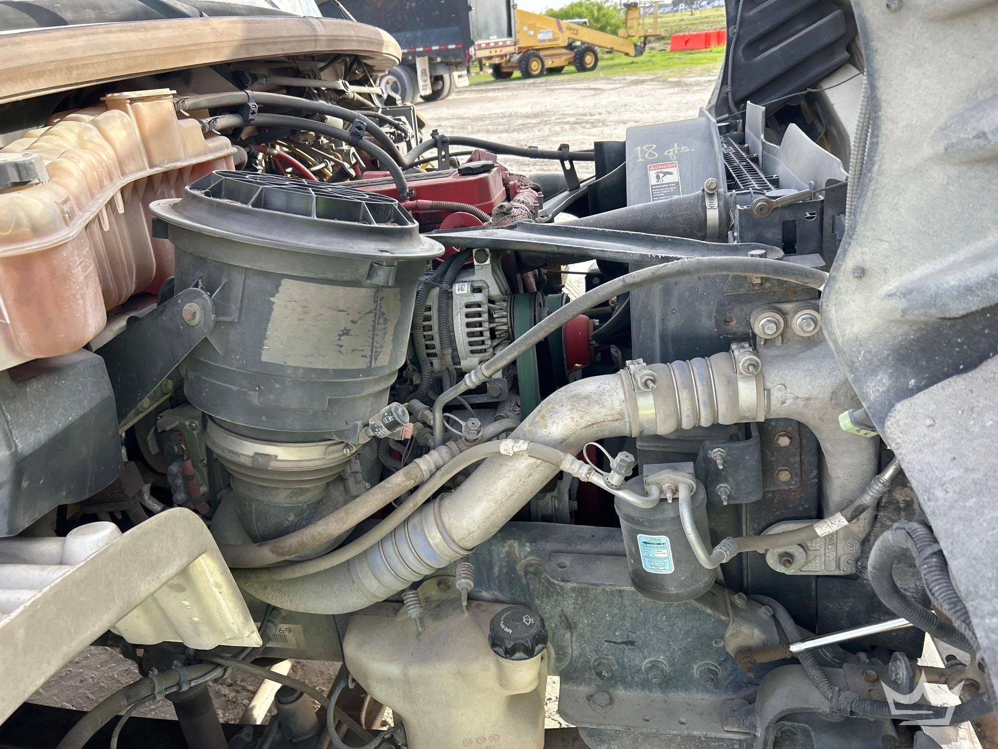 2015 Freightliner M2 106