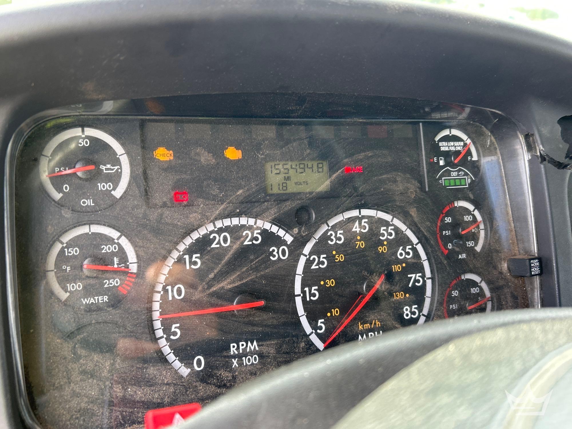 2015 Freightliner M2 106