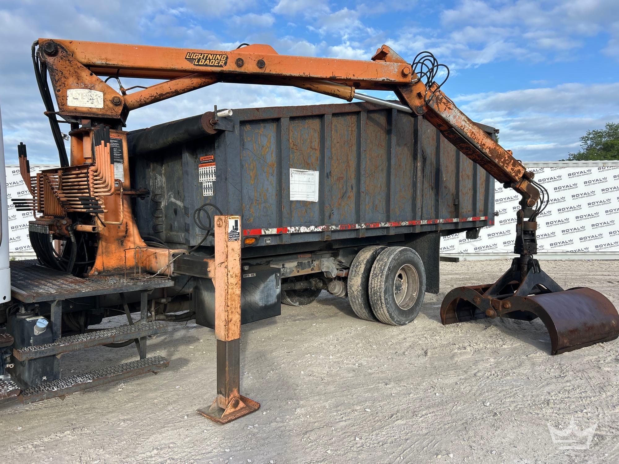 2015 Freightliner M2 106