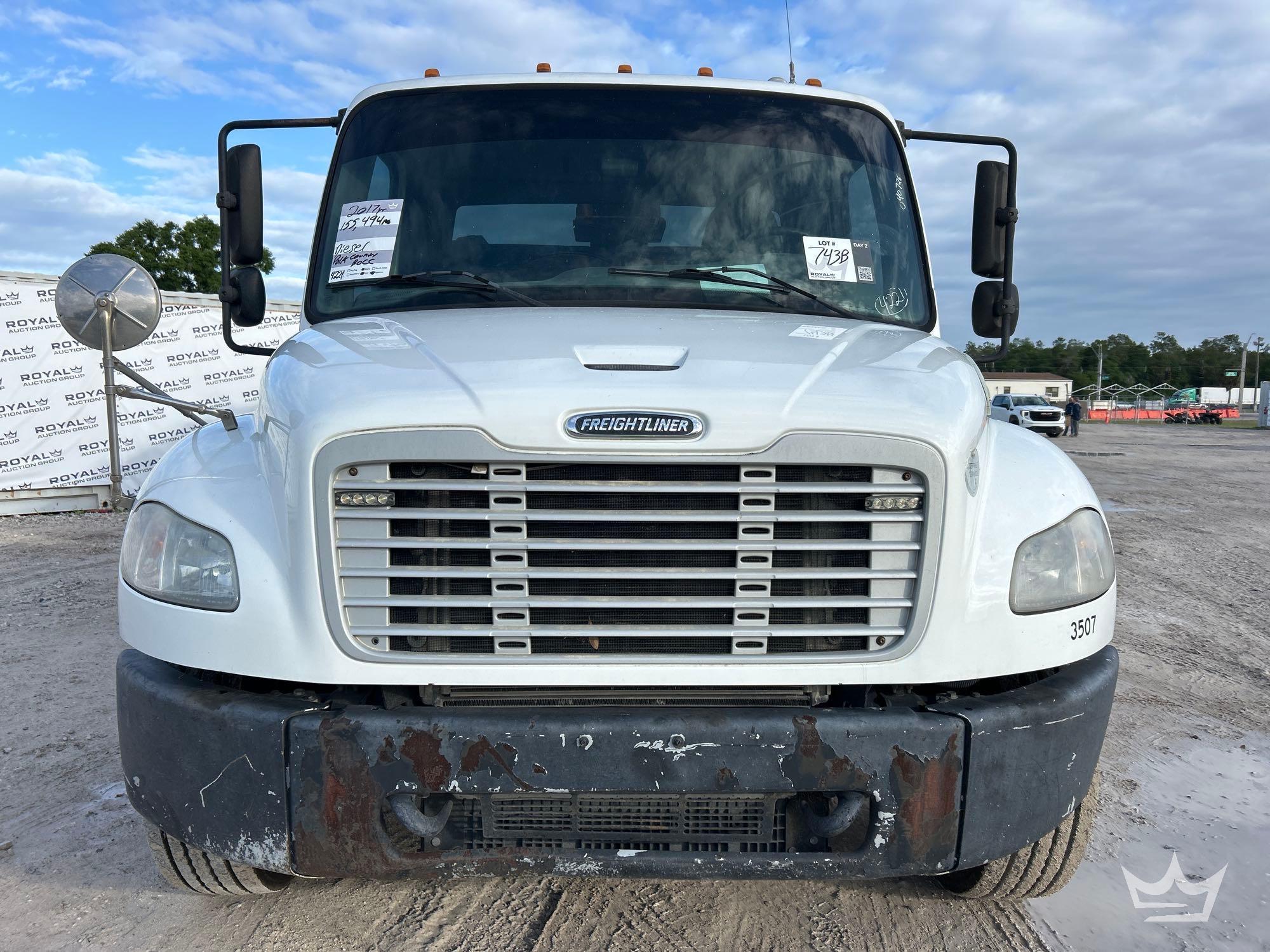 2015 Freightliner M2 106
