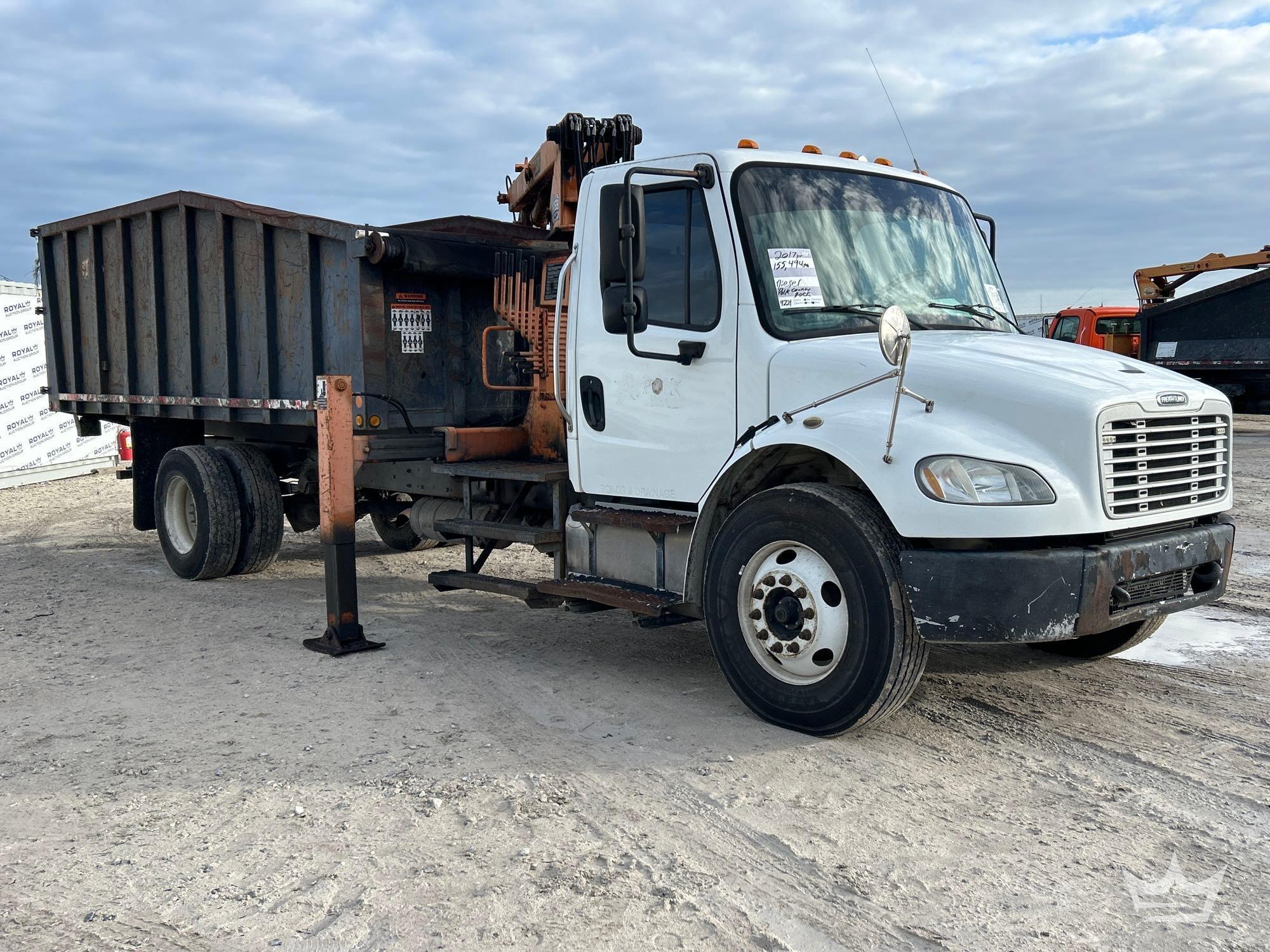 2015 Freightliner M2 106