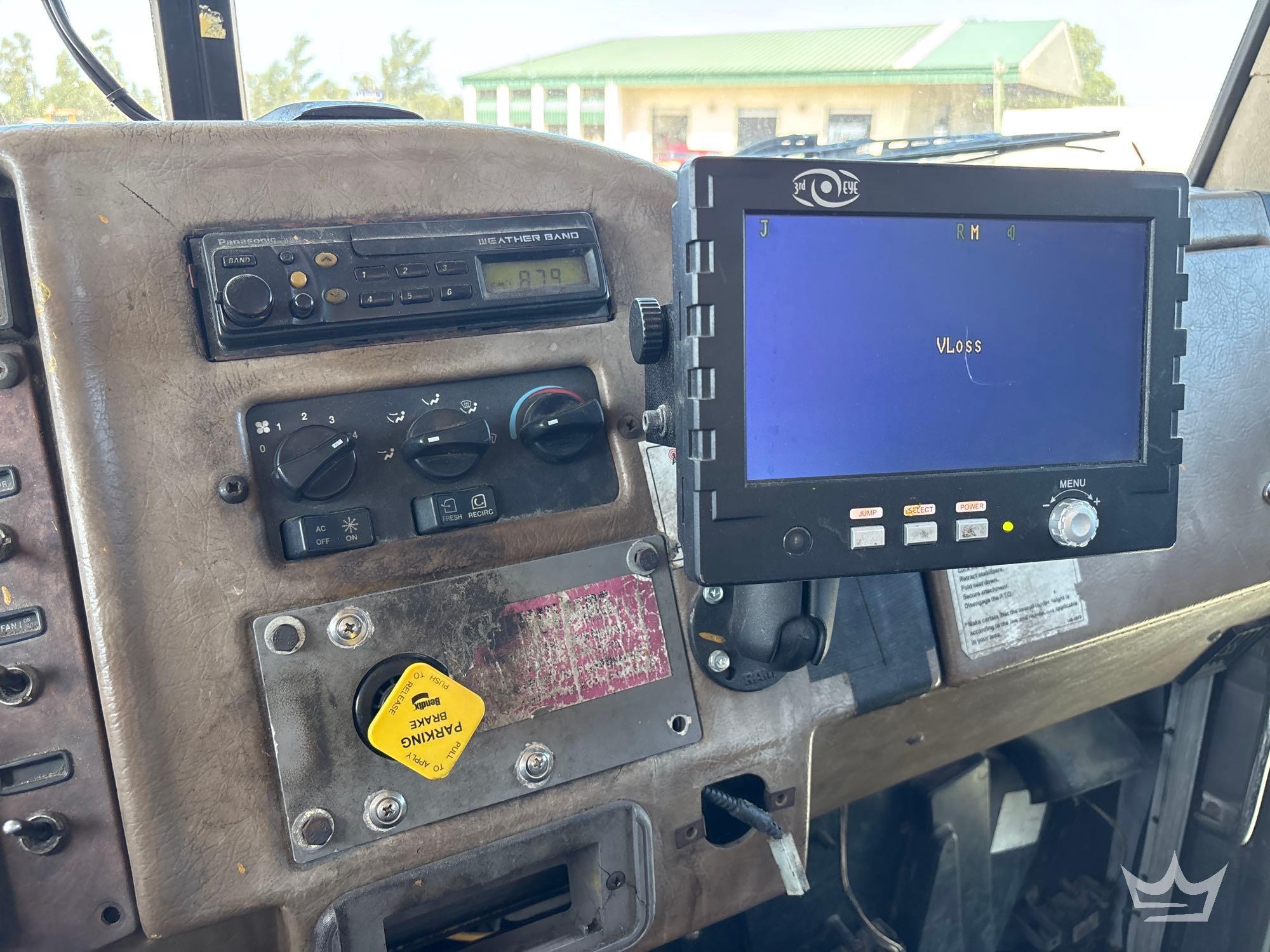 2006 Peterbilt 335