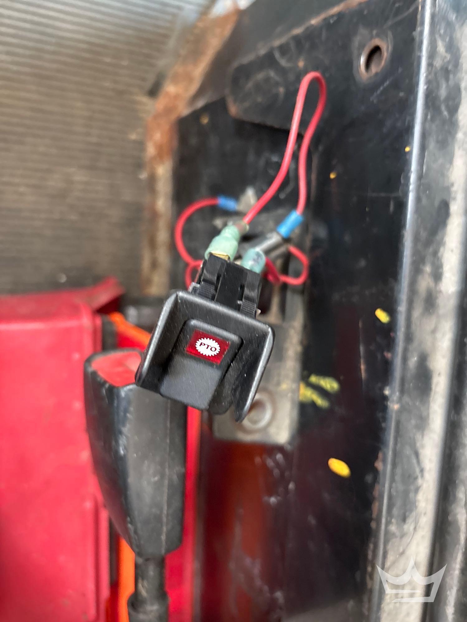 2006 Peterbilt 335