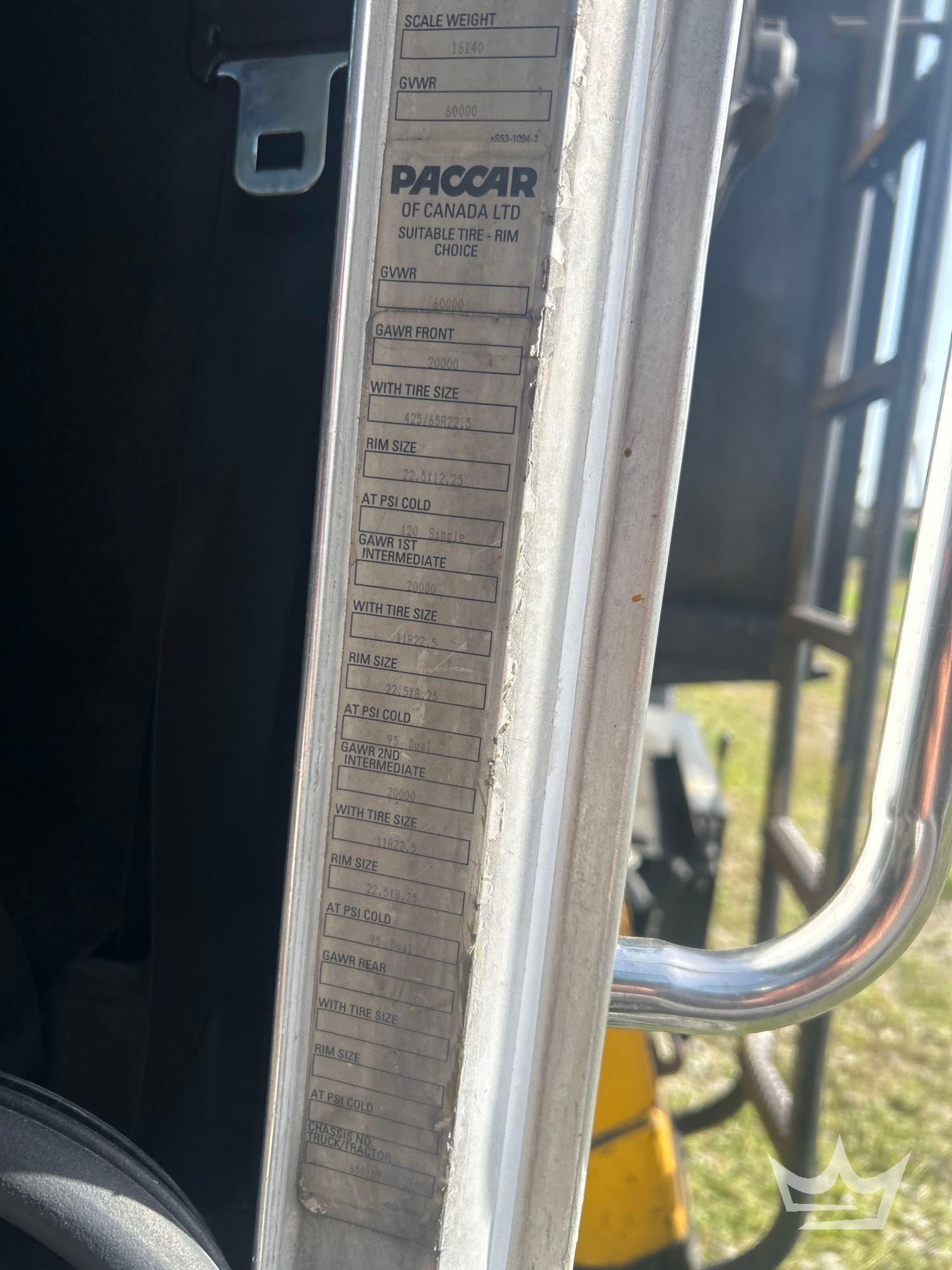 2006 Peterbilt 335