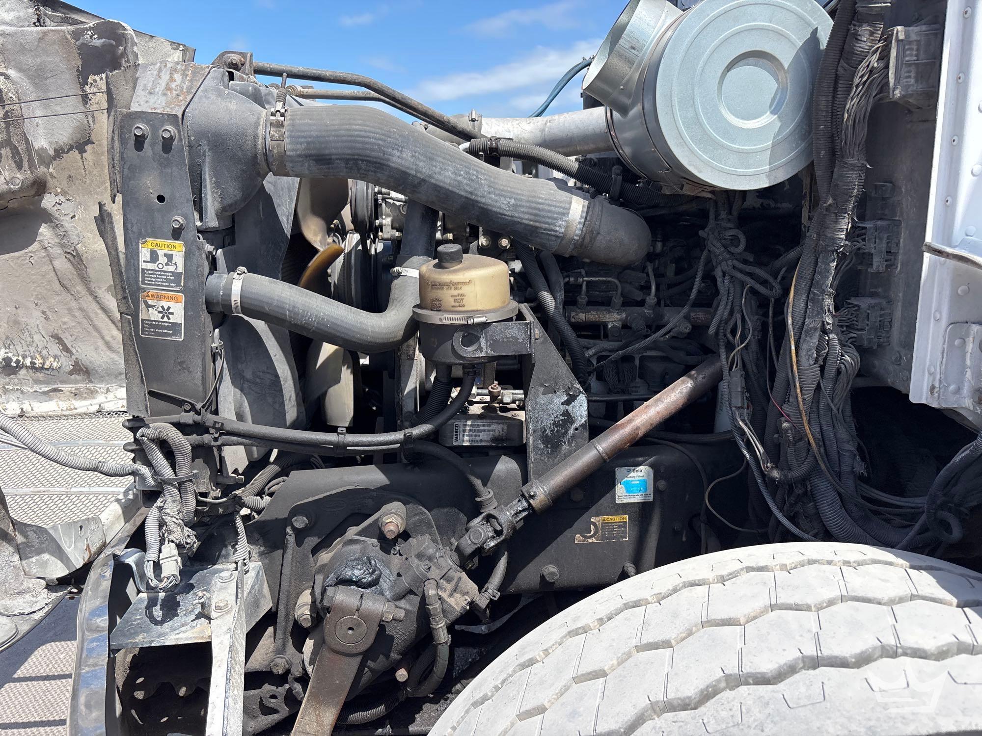 2006 Peterbilt 335