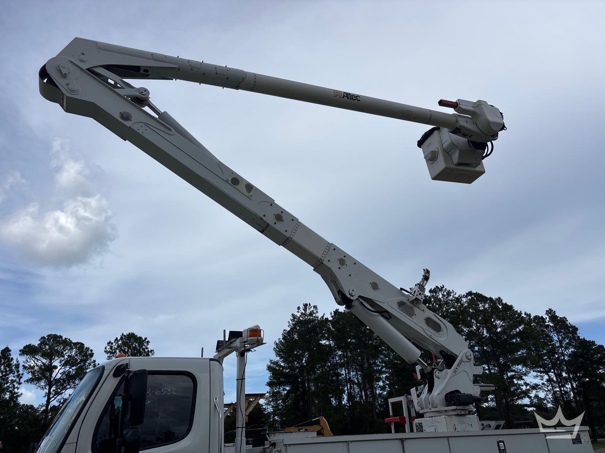 2020 Freightliner M2 106
