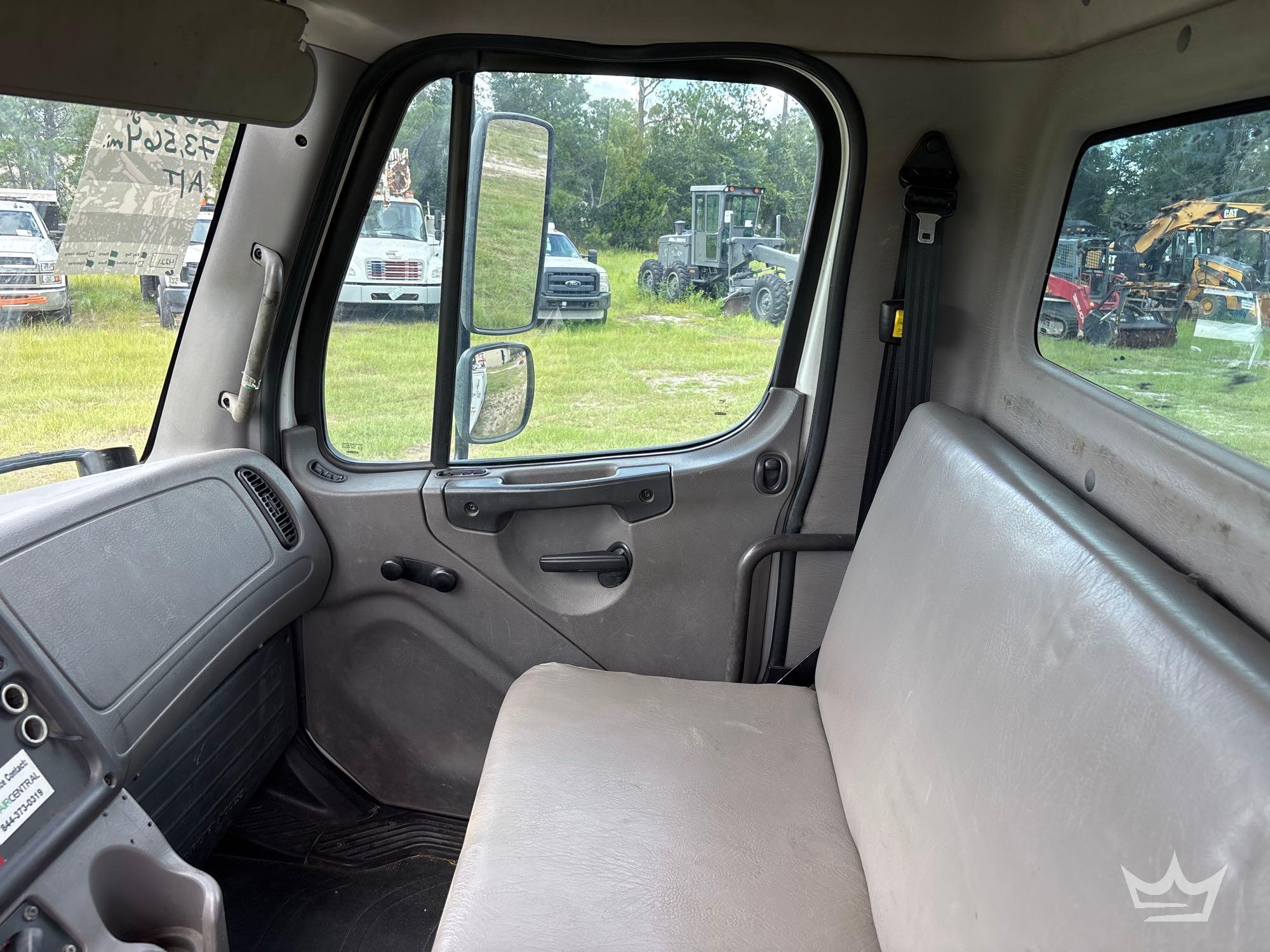 2020 Freightliner M2 106