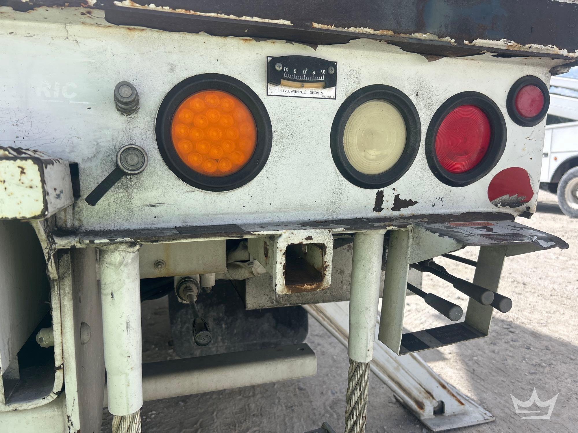 2014 Freightliner M2 106