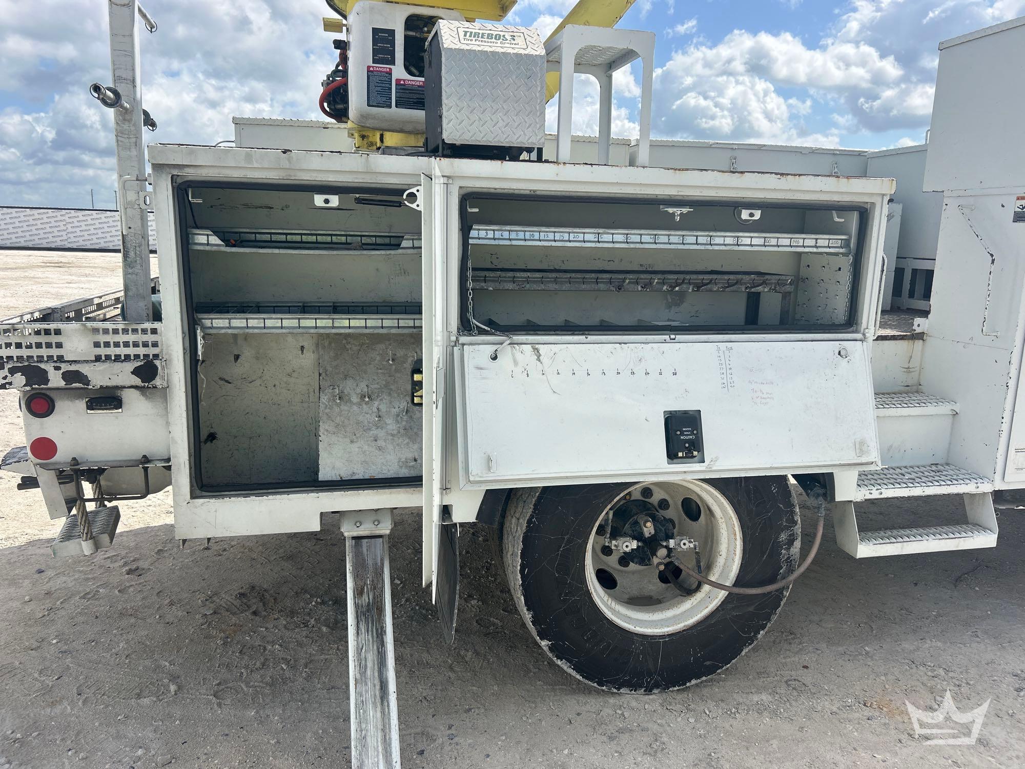 2014 Freightliner M2 106
