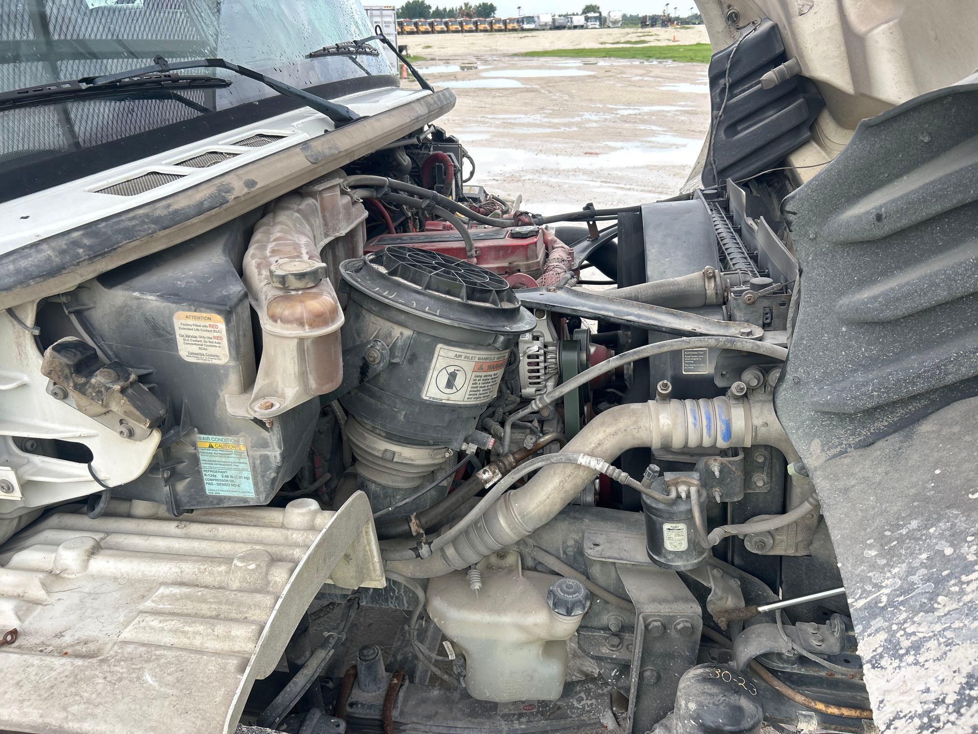 2016 Freightliner M2 106