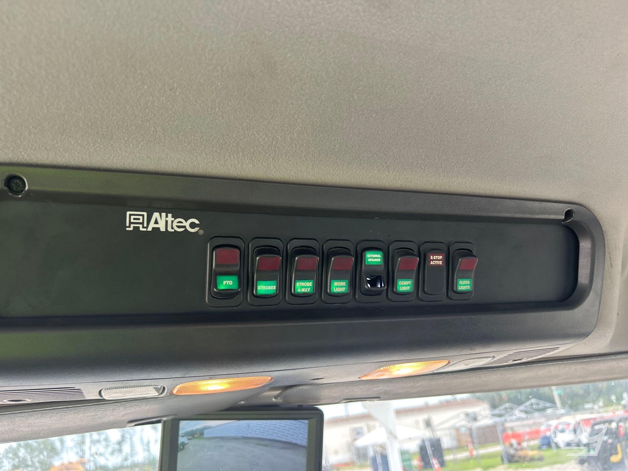 2016 Freightliner M2 106