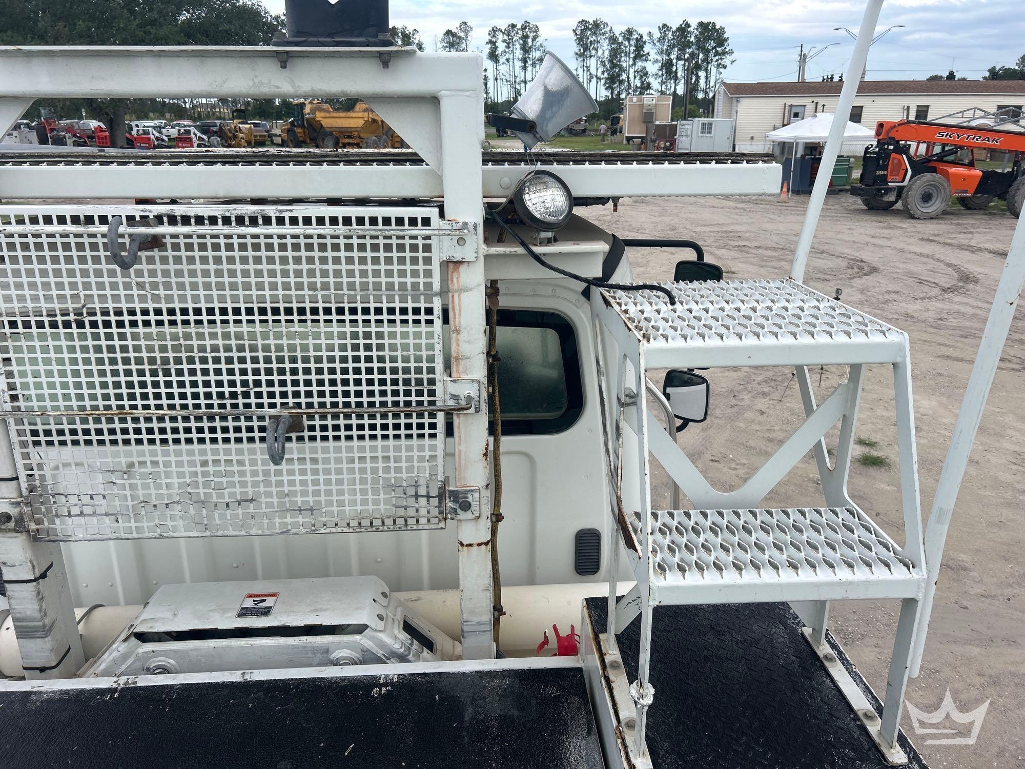 2016 Freightliner M2 106