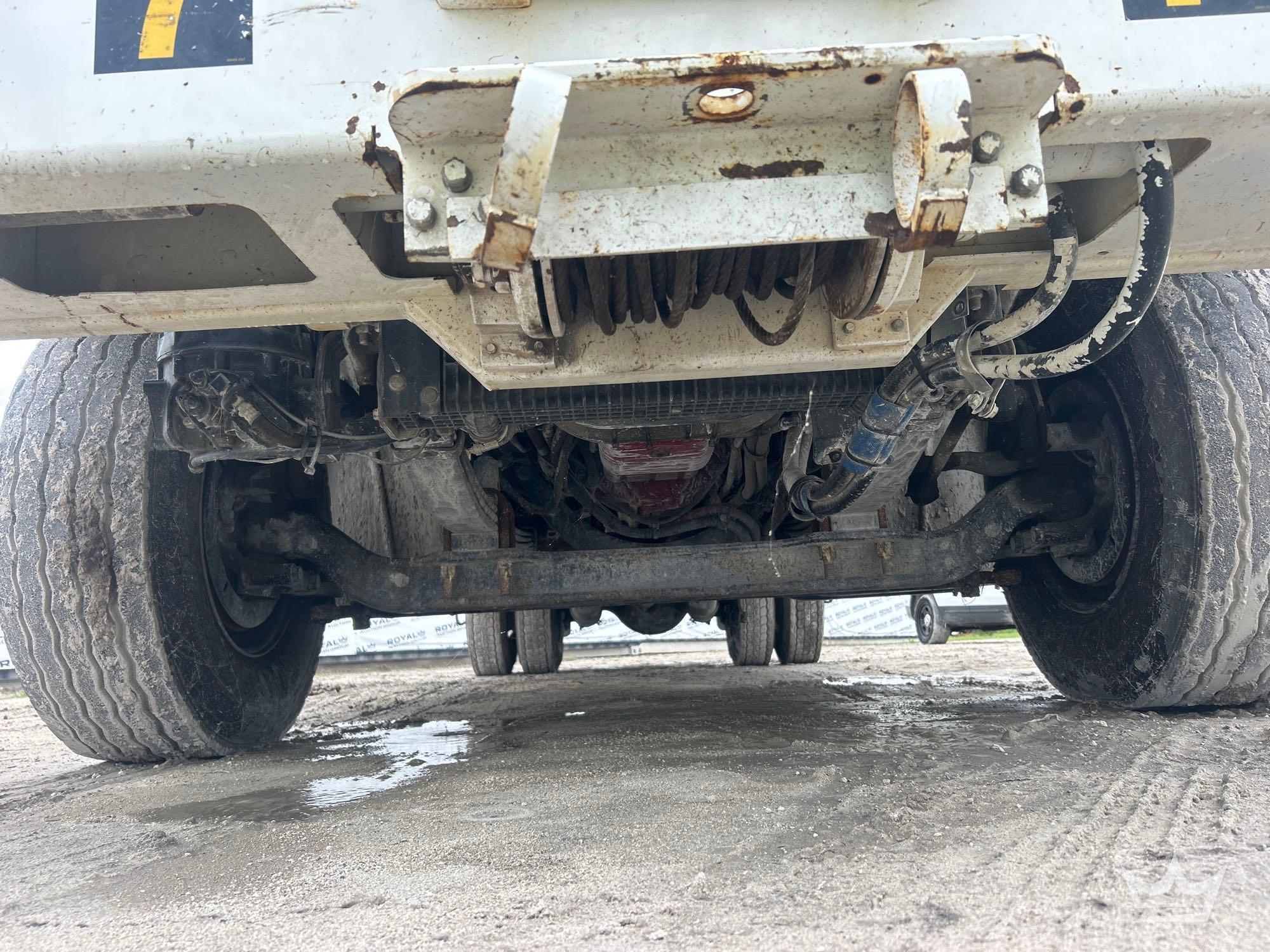 2016 Freightliner M2 106