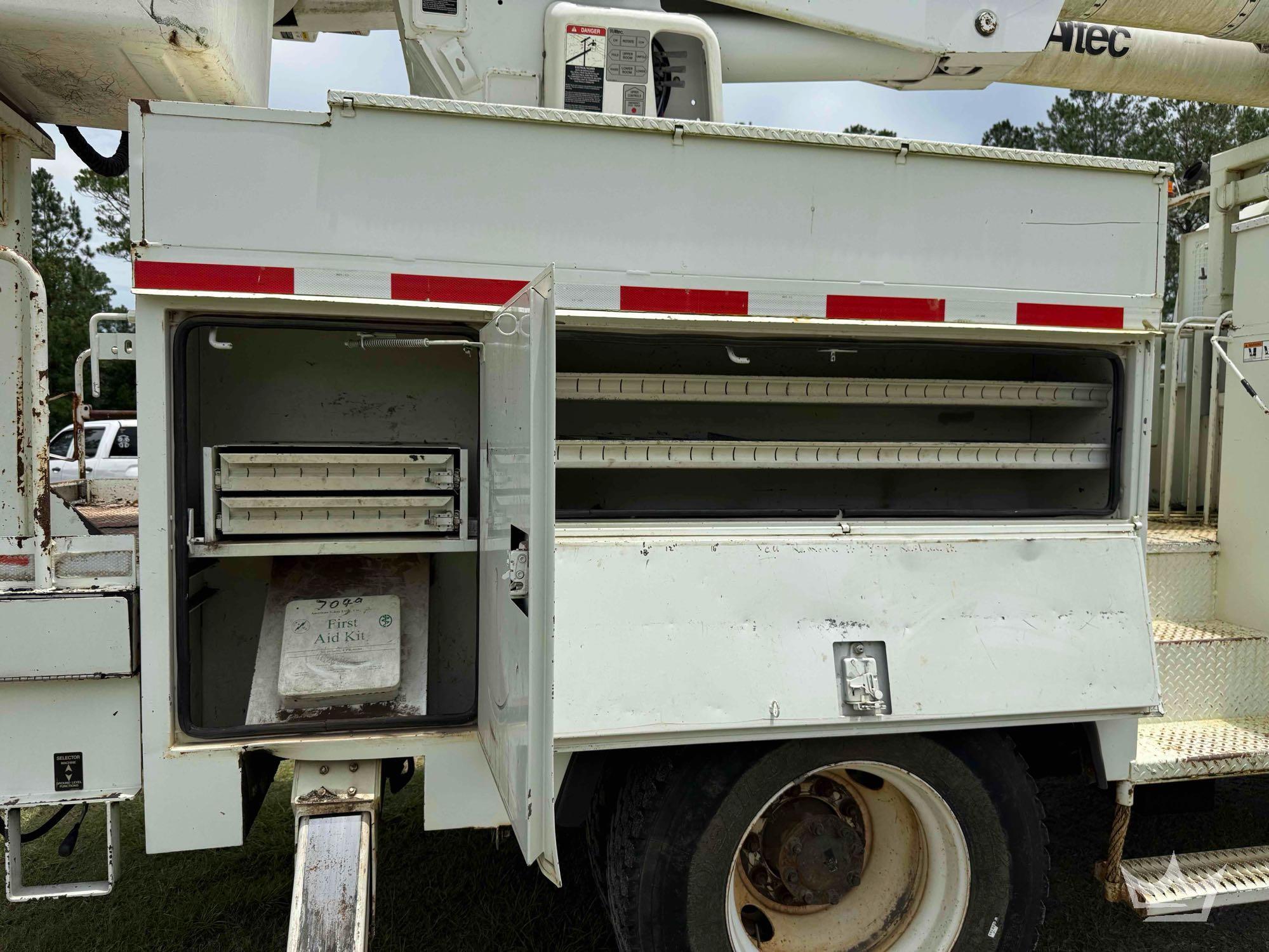 2009 International 4400