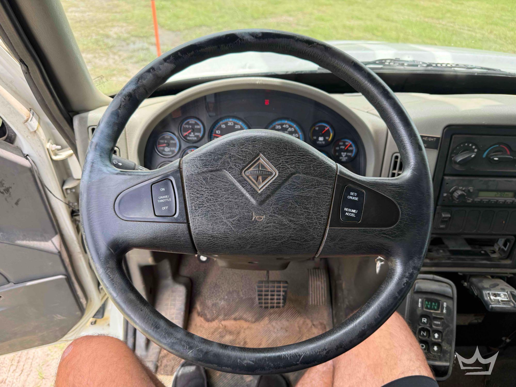2009 International 4400