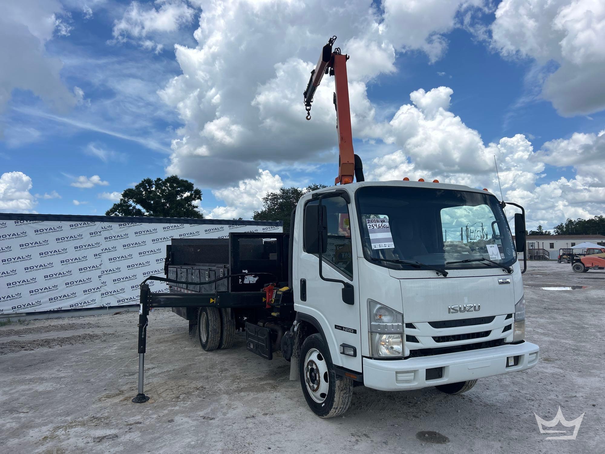 2016 Isuzu NRR
