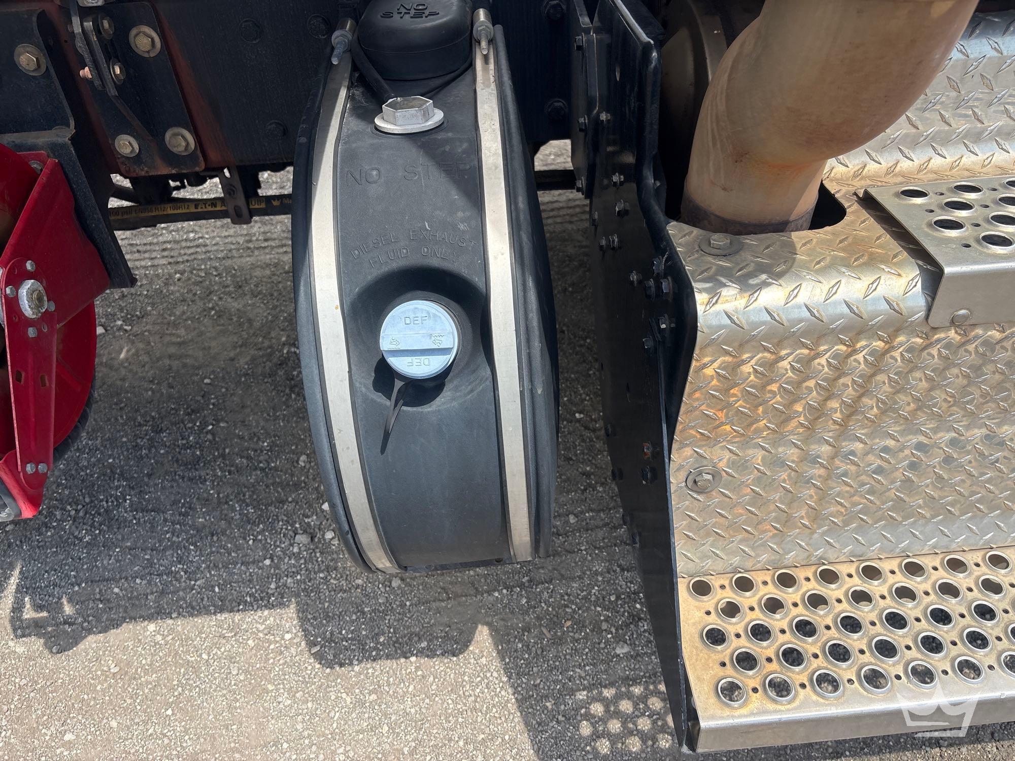 2016 Kenworth T880