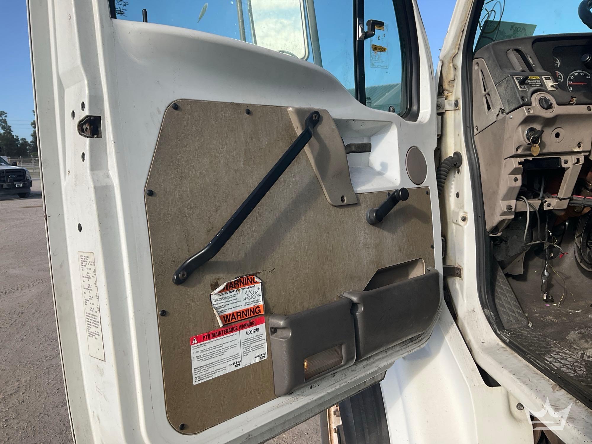2008 Sterling L7500