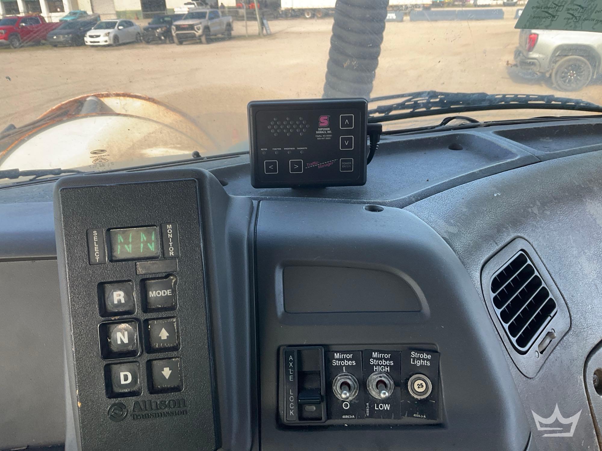 2008 Sterling L7500