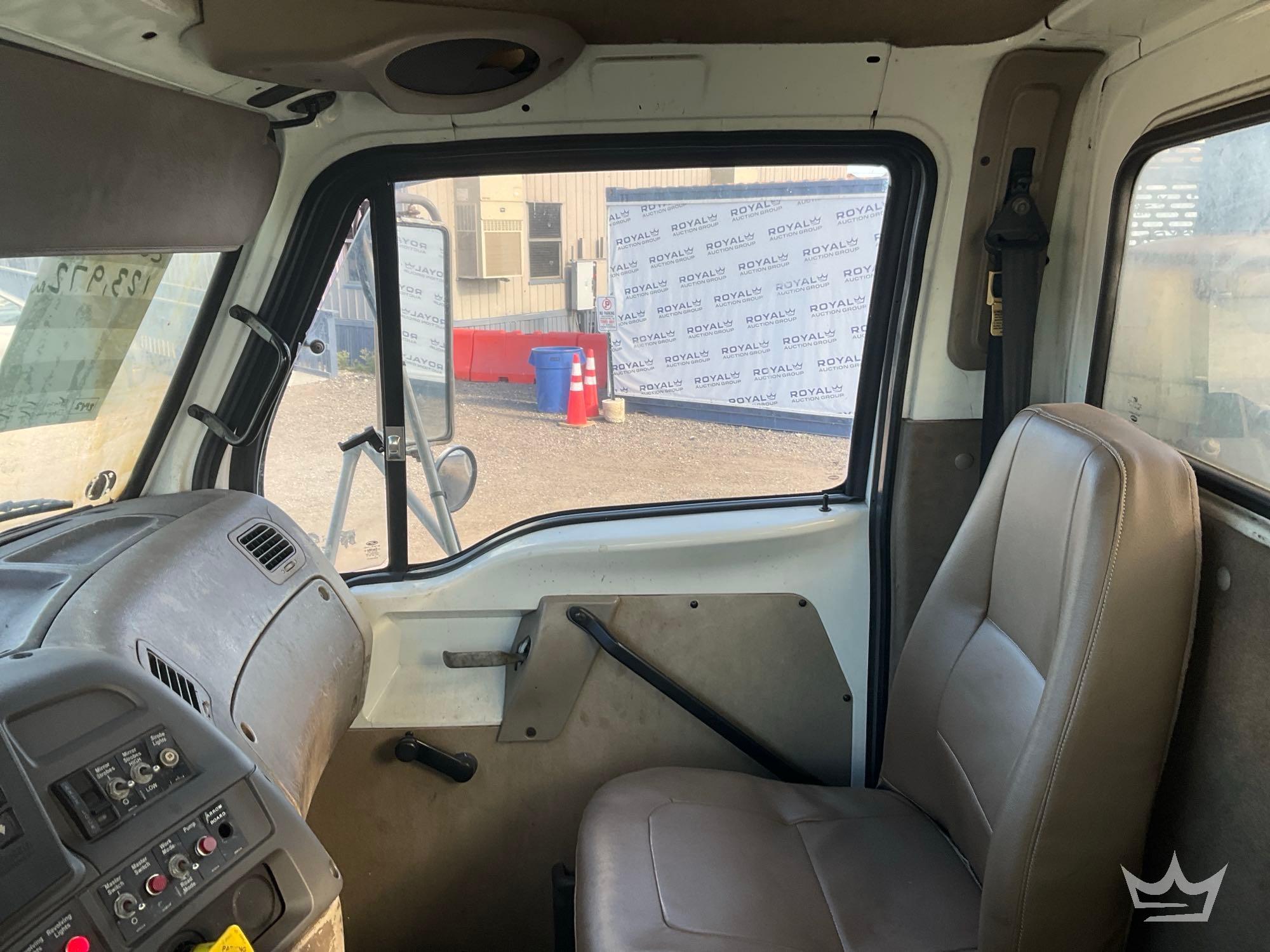2008 Sterling L7500