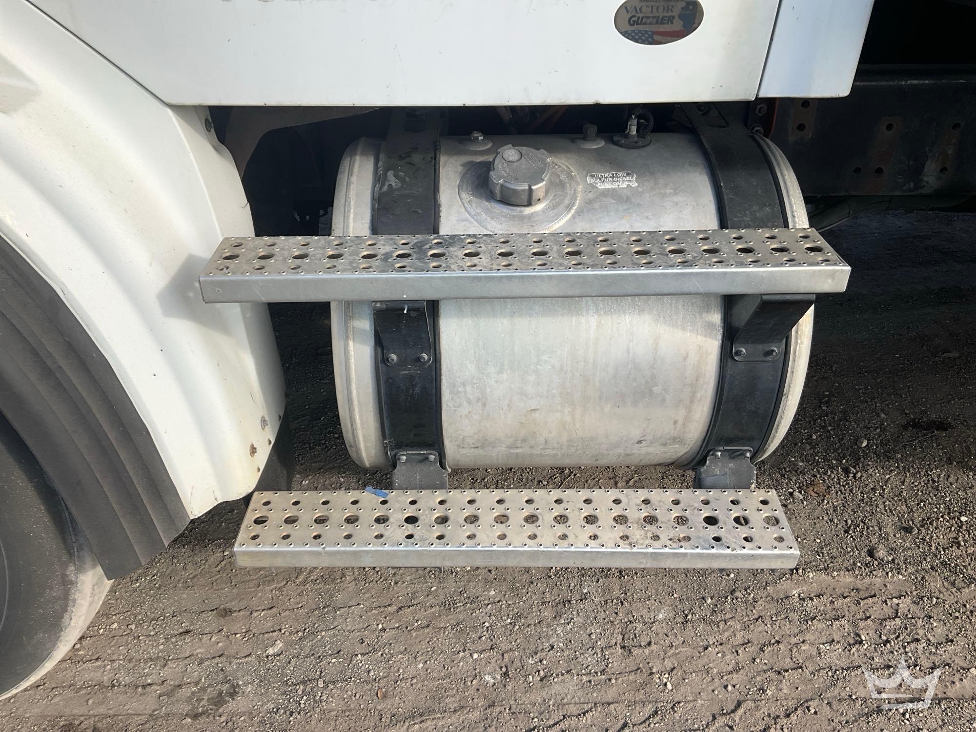 2008 Sterling L7500