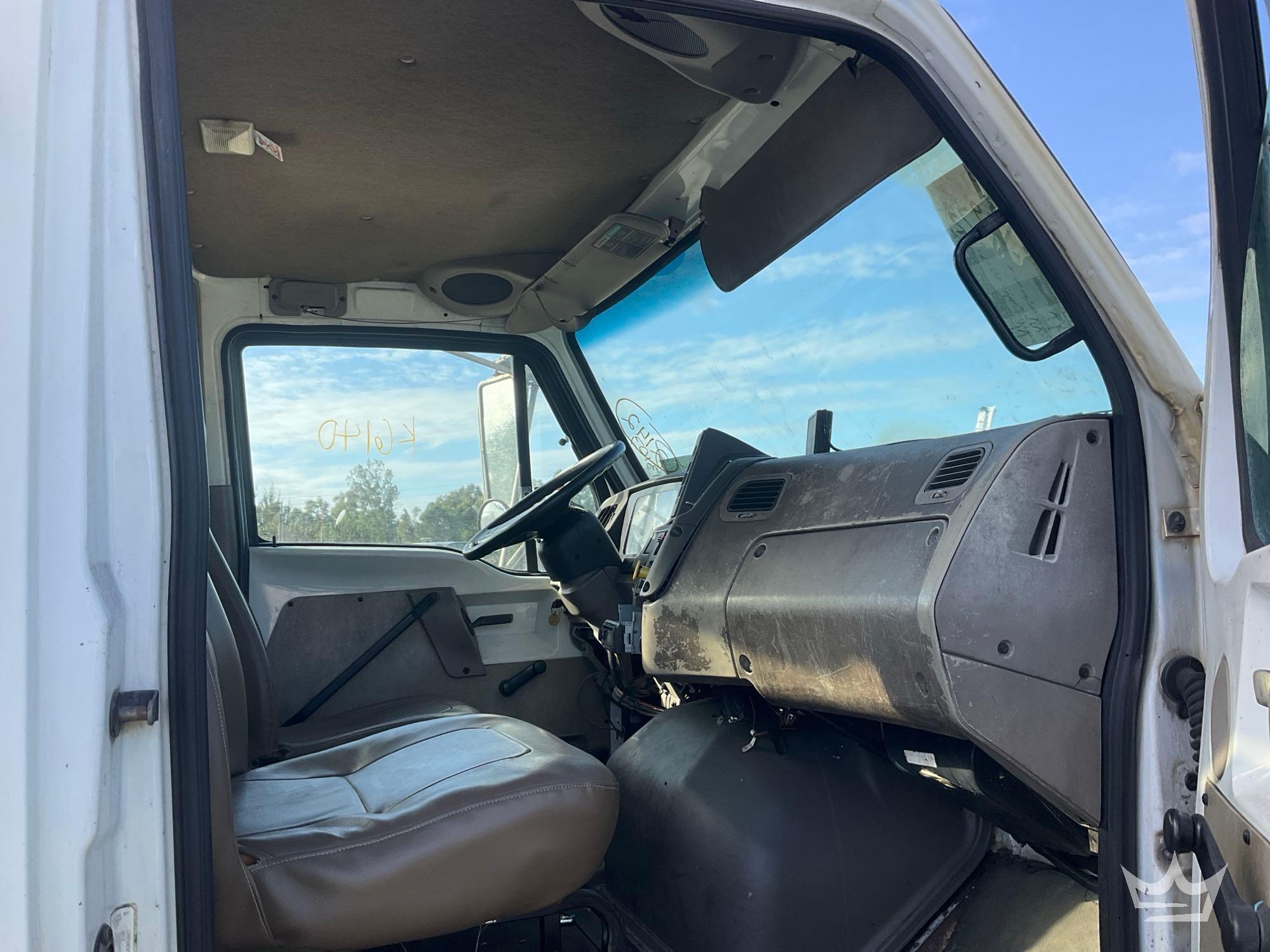 2008 Sterling L7500
