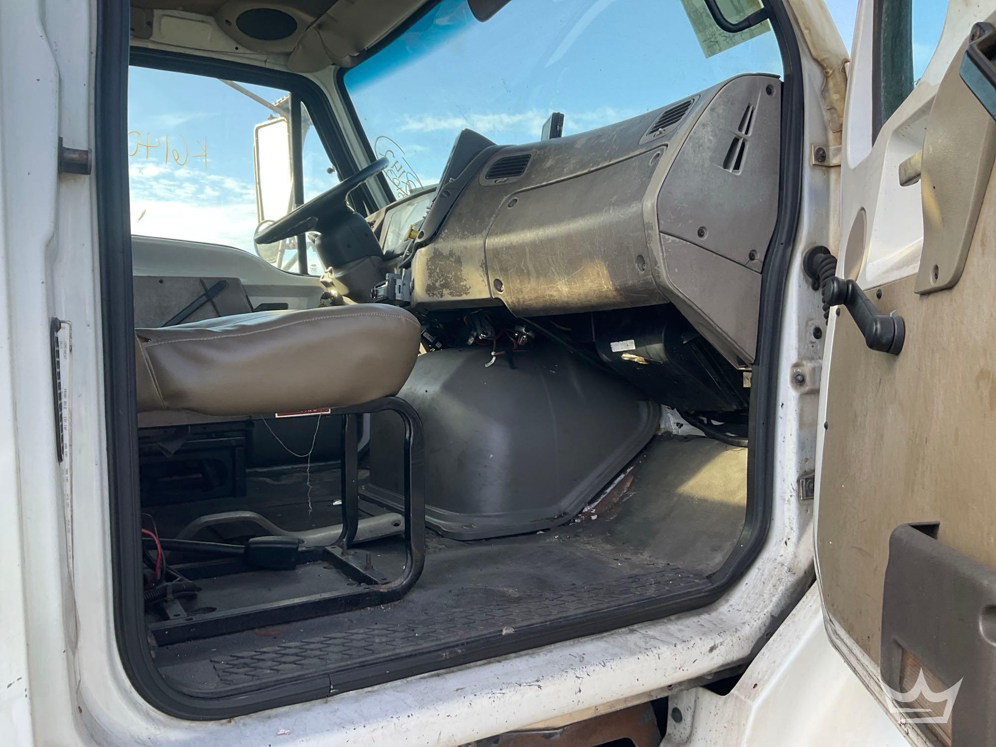 2008 Sterling L7500