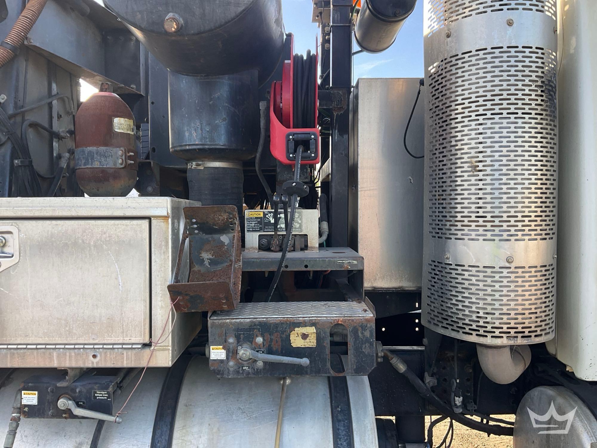 2008 Sterling L7500