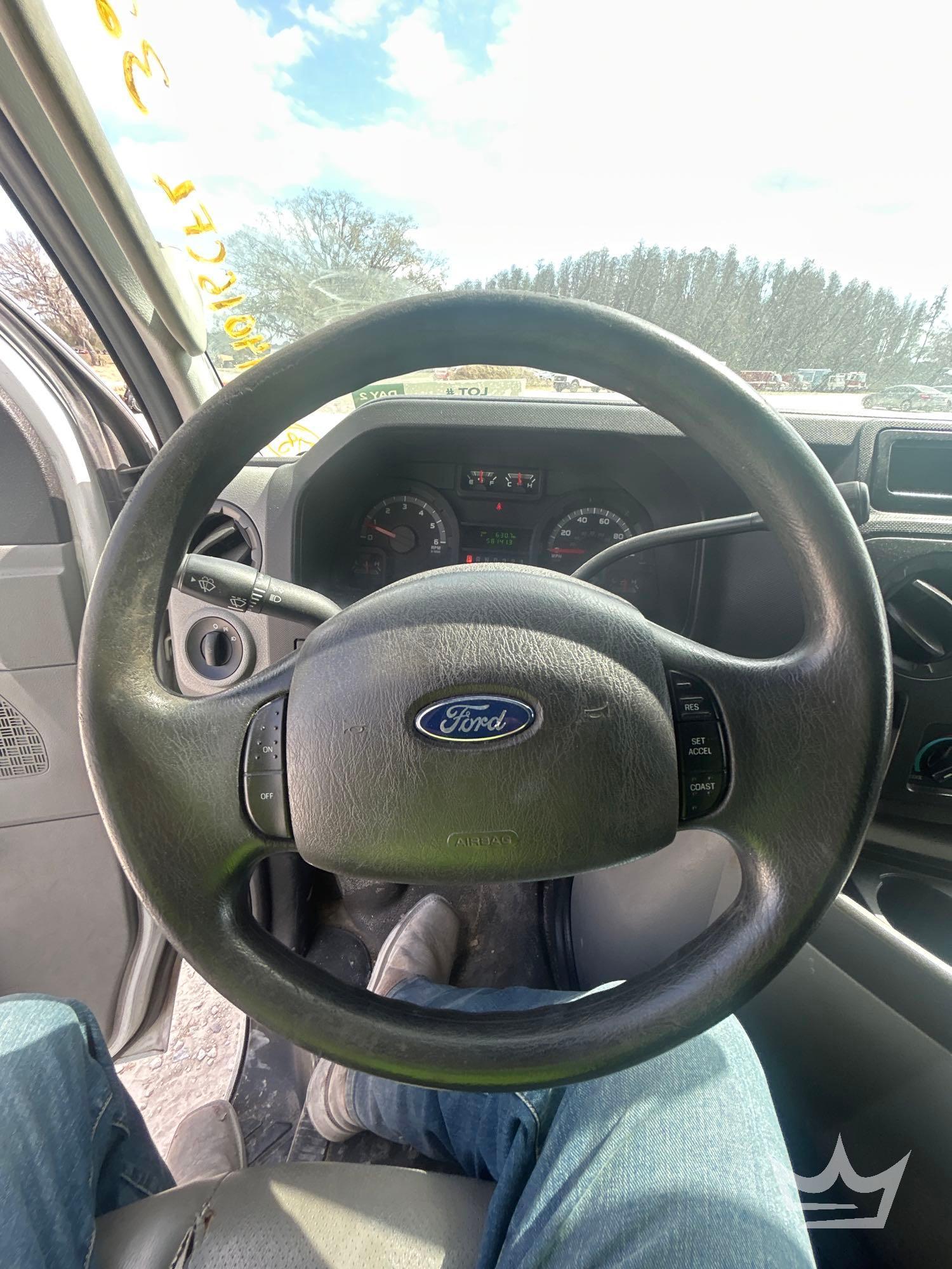 2012 Ford E450