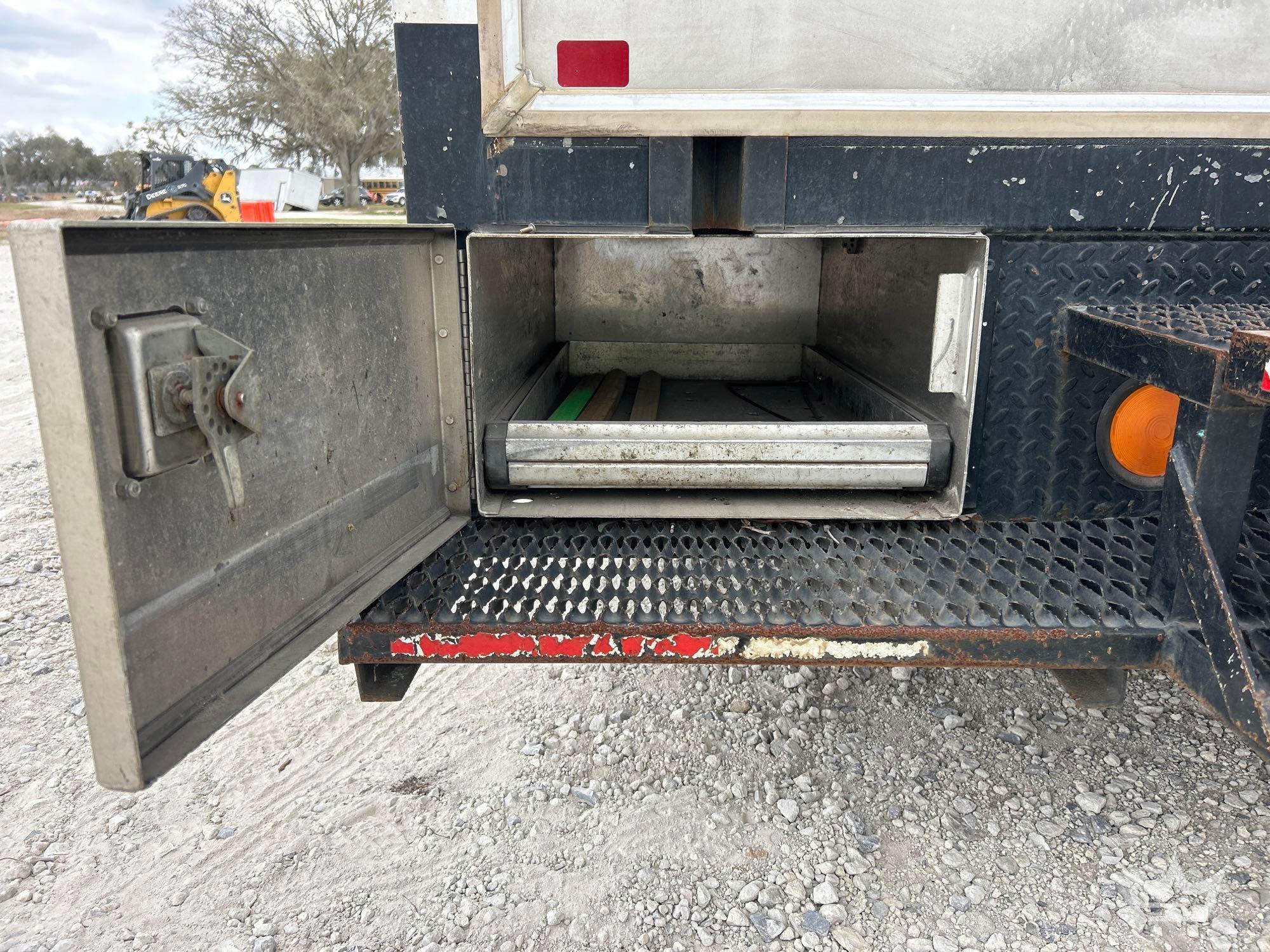 2012 Ford E450