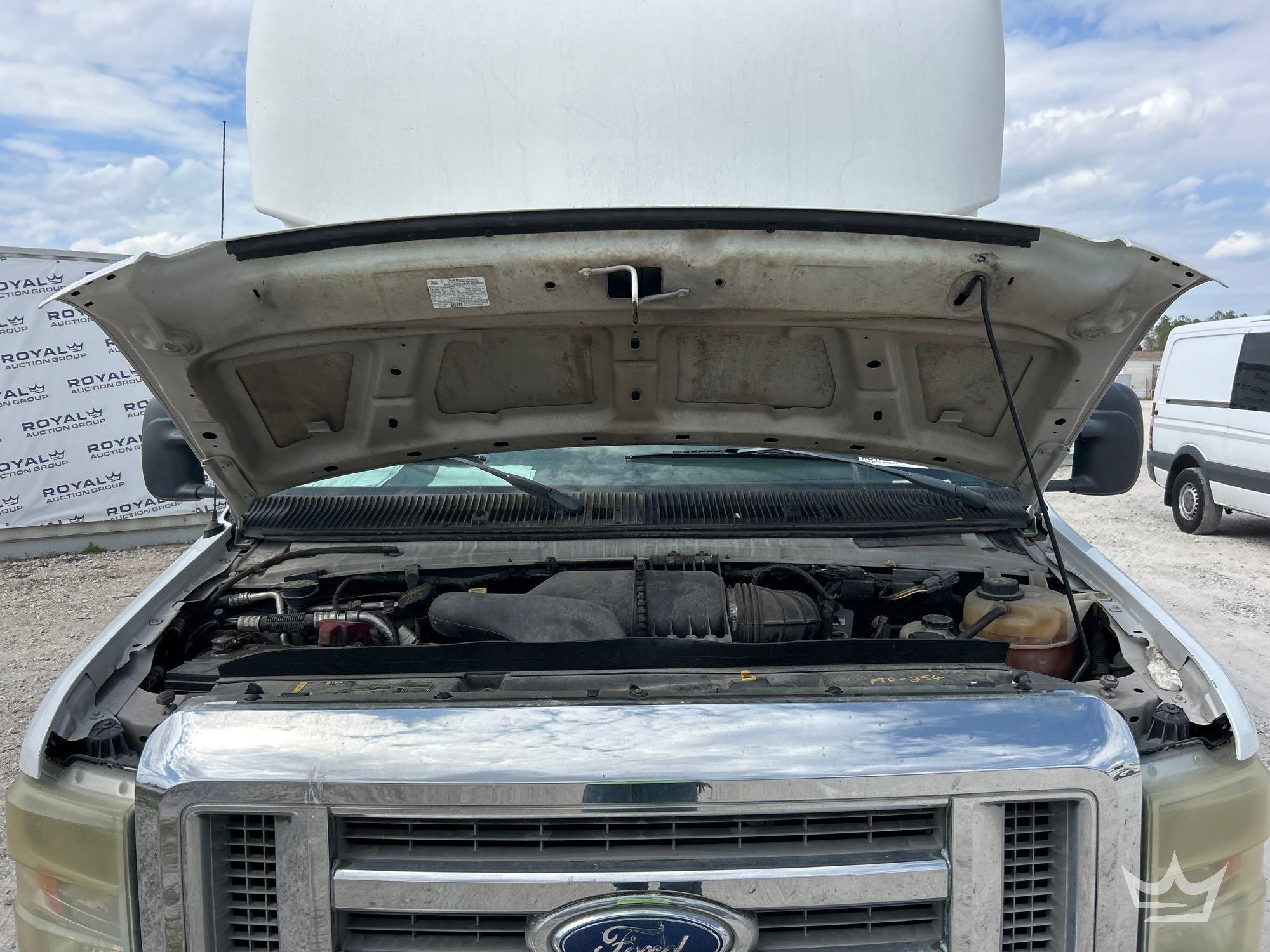 2012 Ford E450