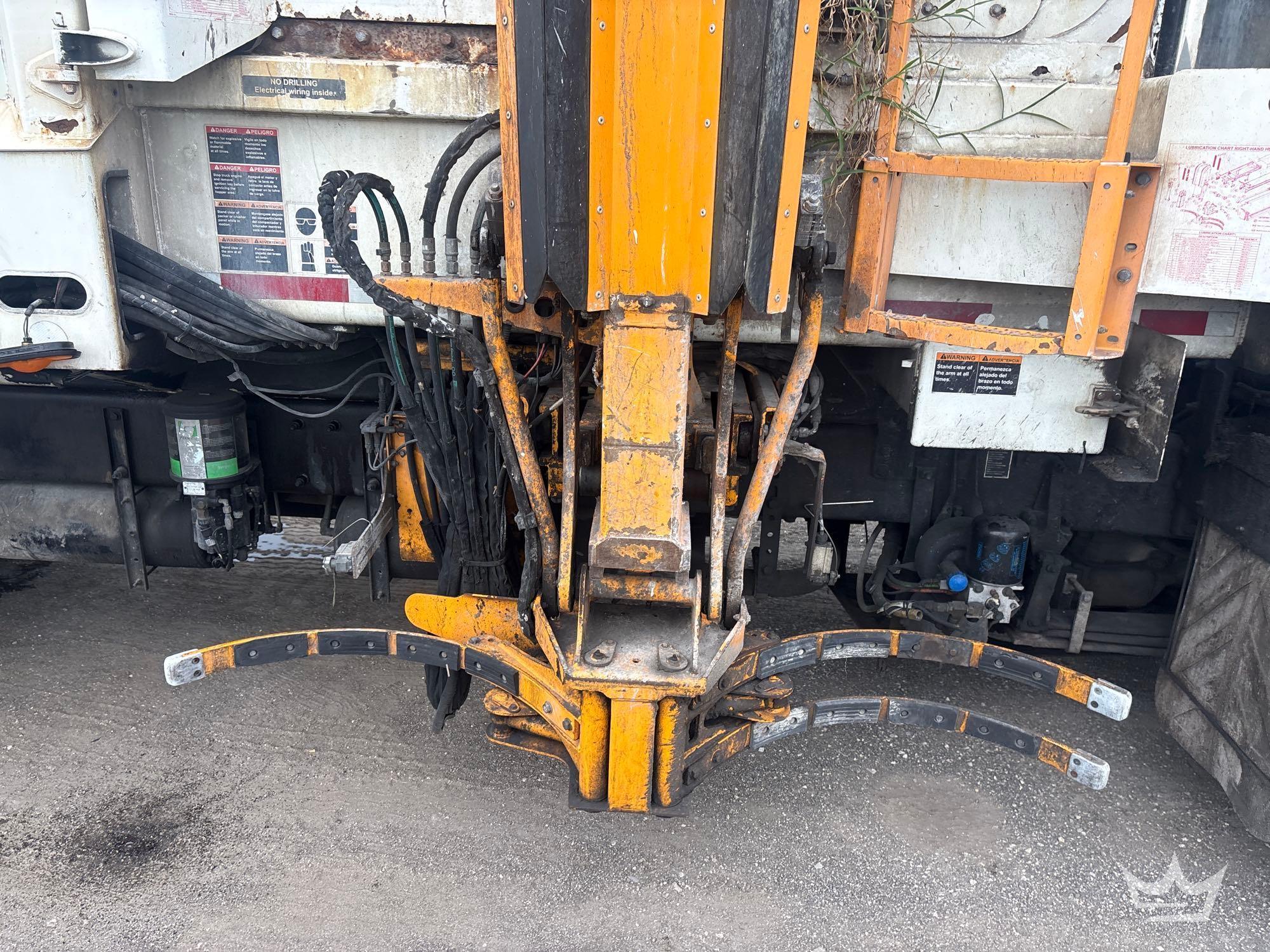 2019 Peterbilt 520
