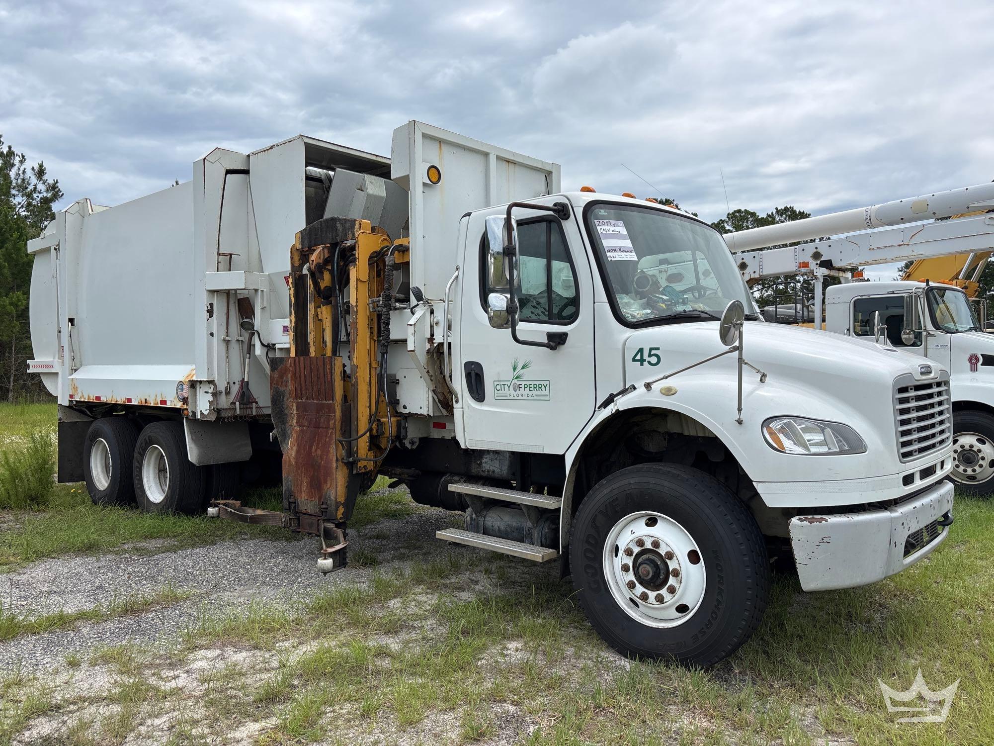2019 Freightliner M2 106