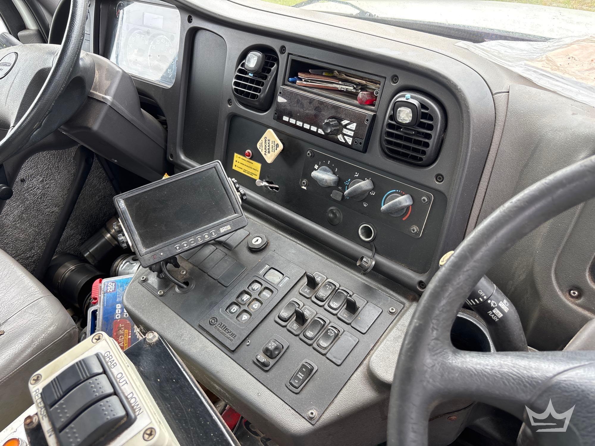 2019 Freightliner M2 106
