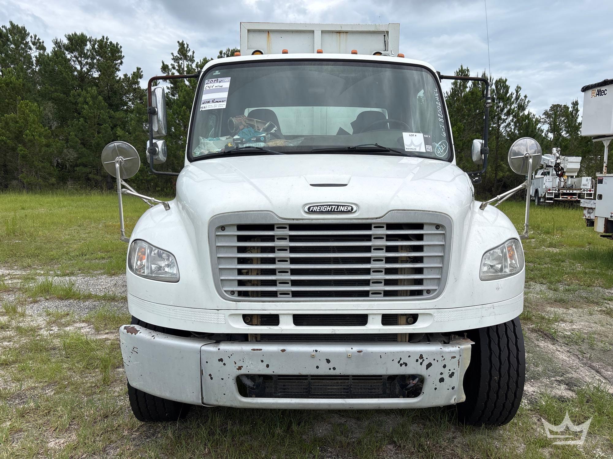 2019 Freightliner M2 106