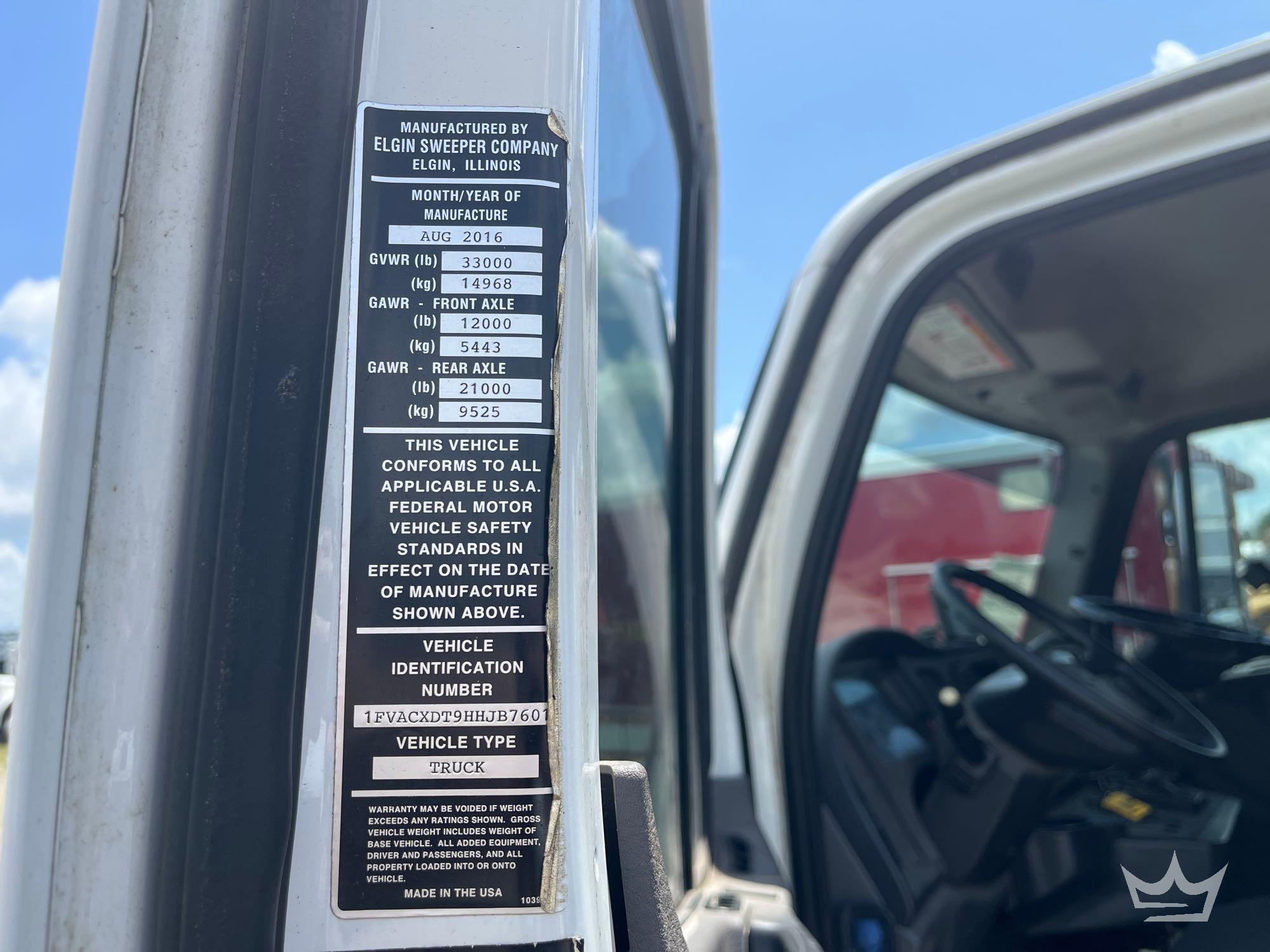 2017 Freightliner M2 106