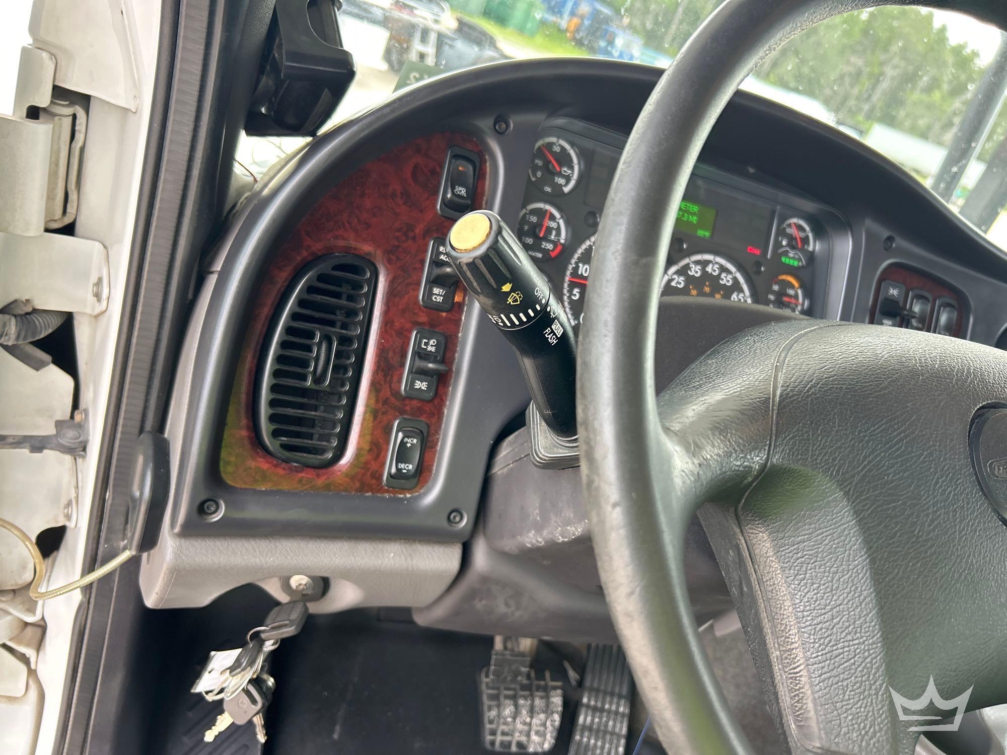 2020 Freightliner M2 106