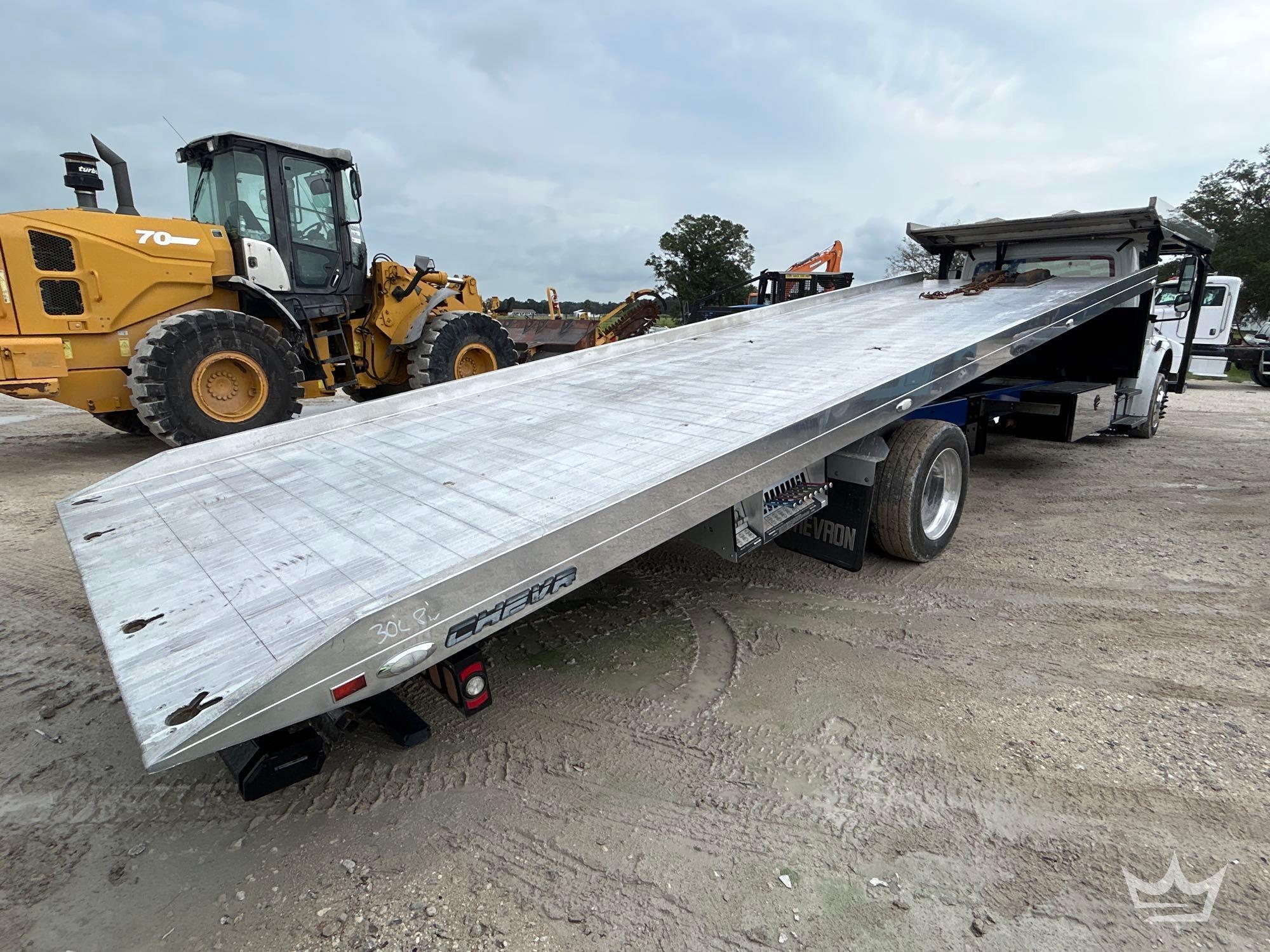 2020 Freightliner M2 106