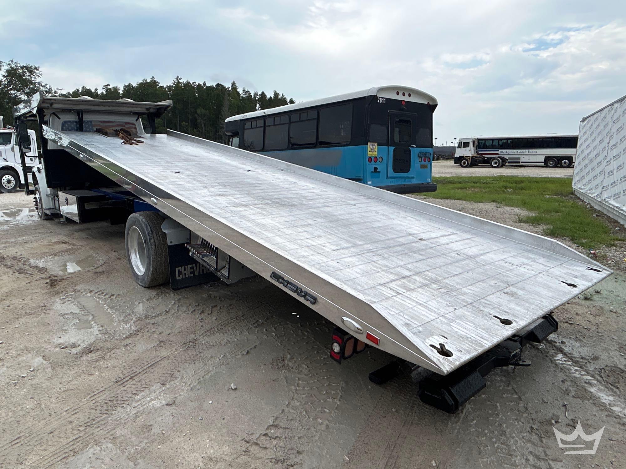 2020 Freightliner M2 106