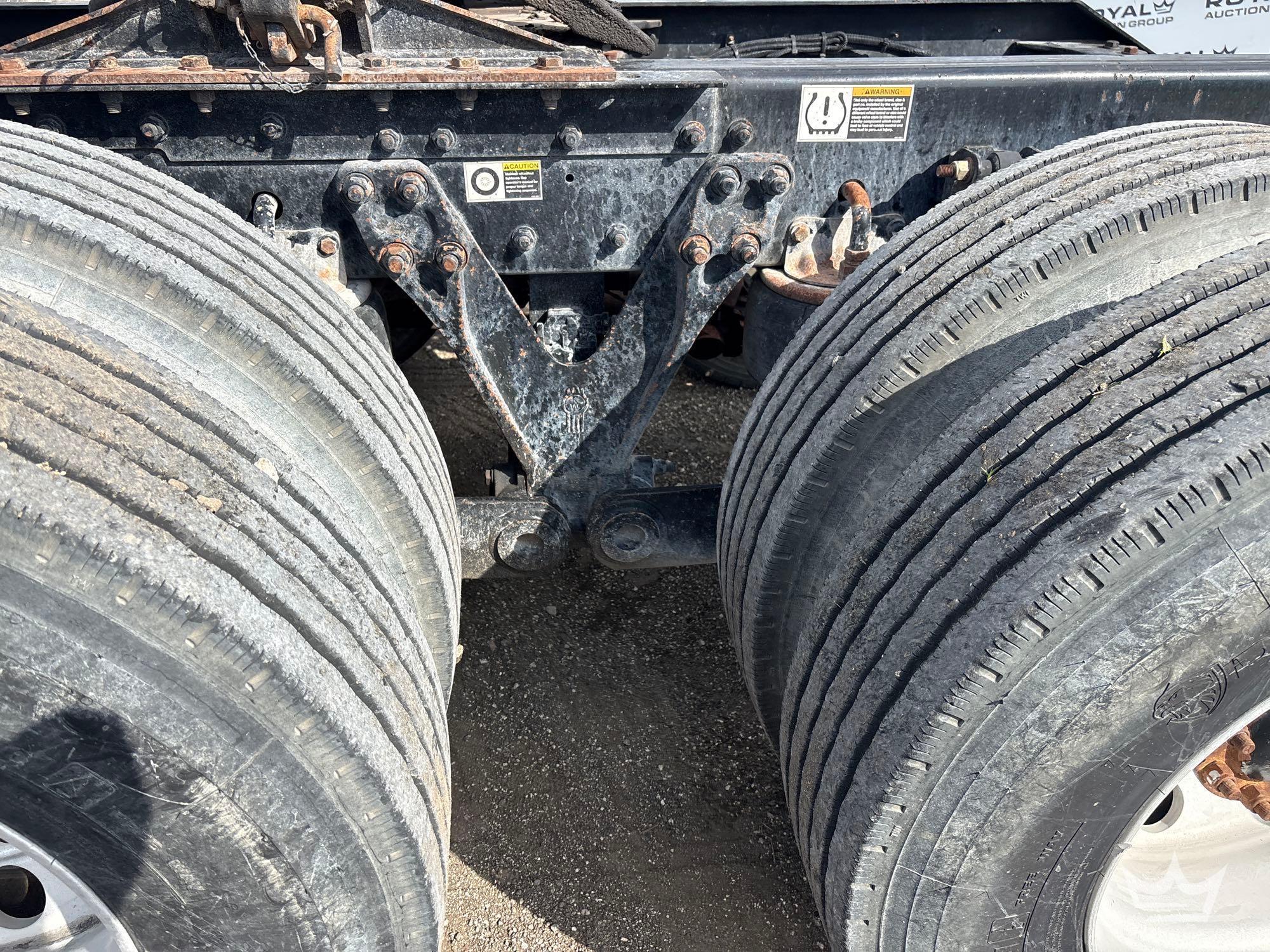 2019 Kenworth T880