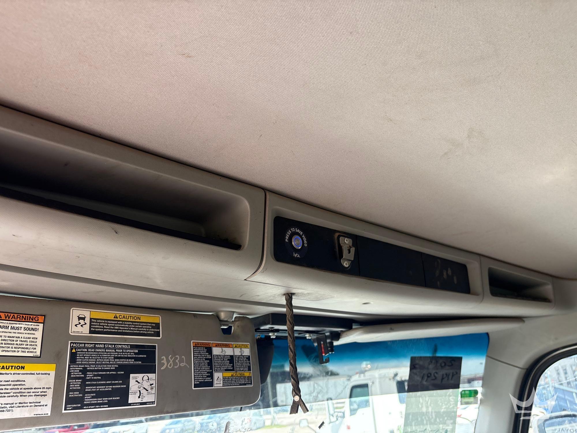 2019 Kenworth T880