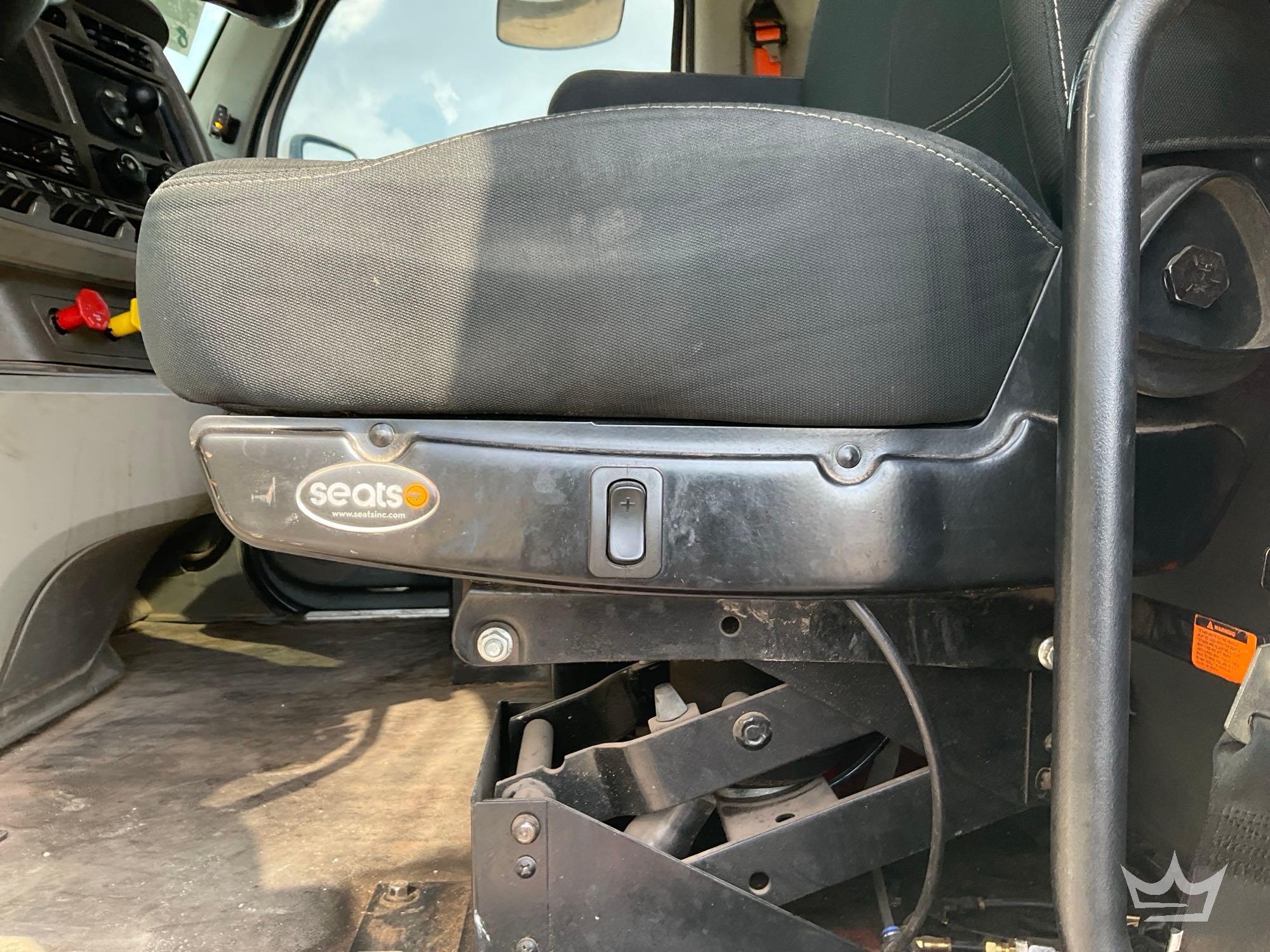 2019 Kenworth T880