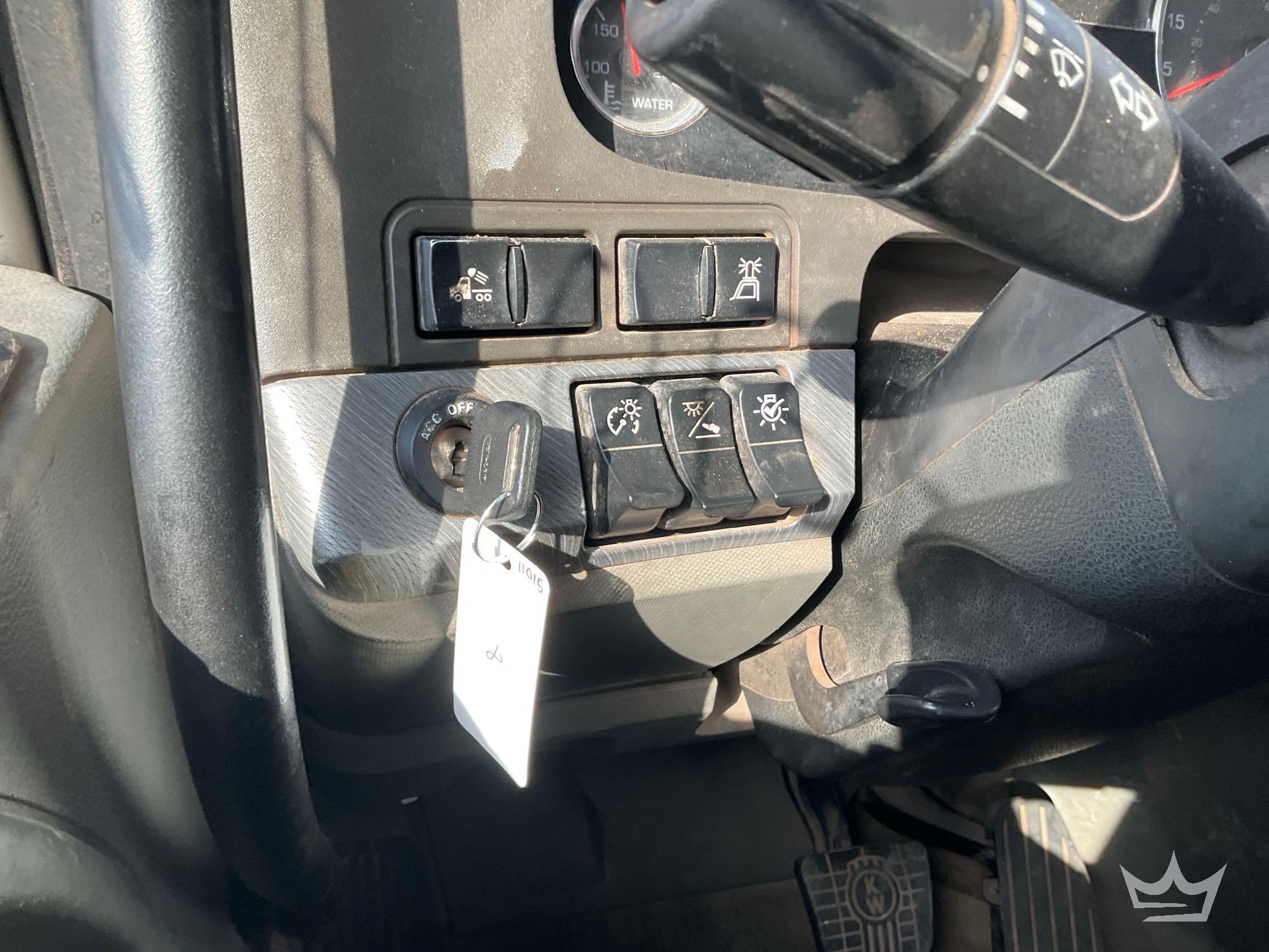 2019 Kenworth T880