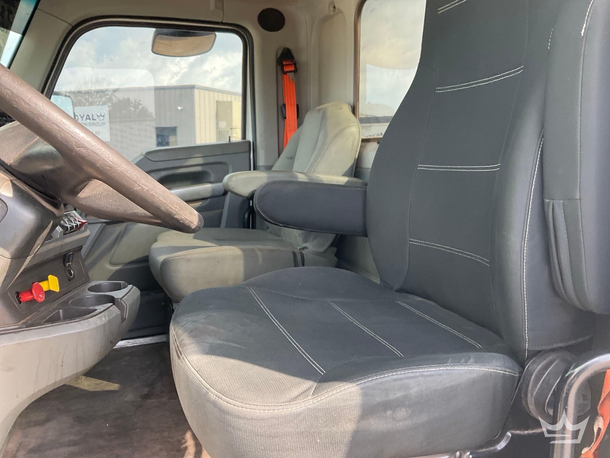 2019 Kenworth T880