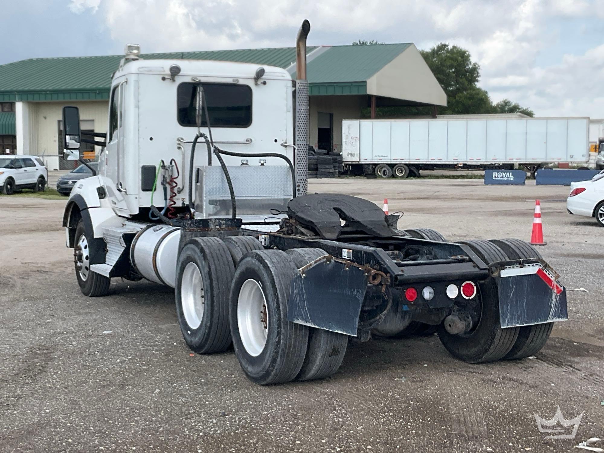 2019 Kenworth T880