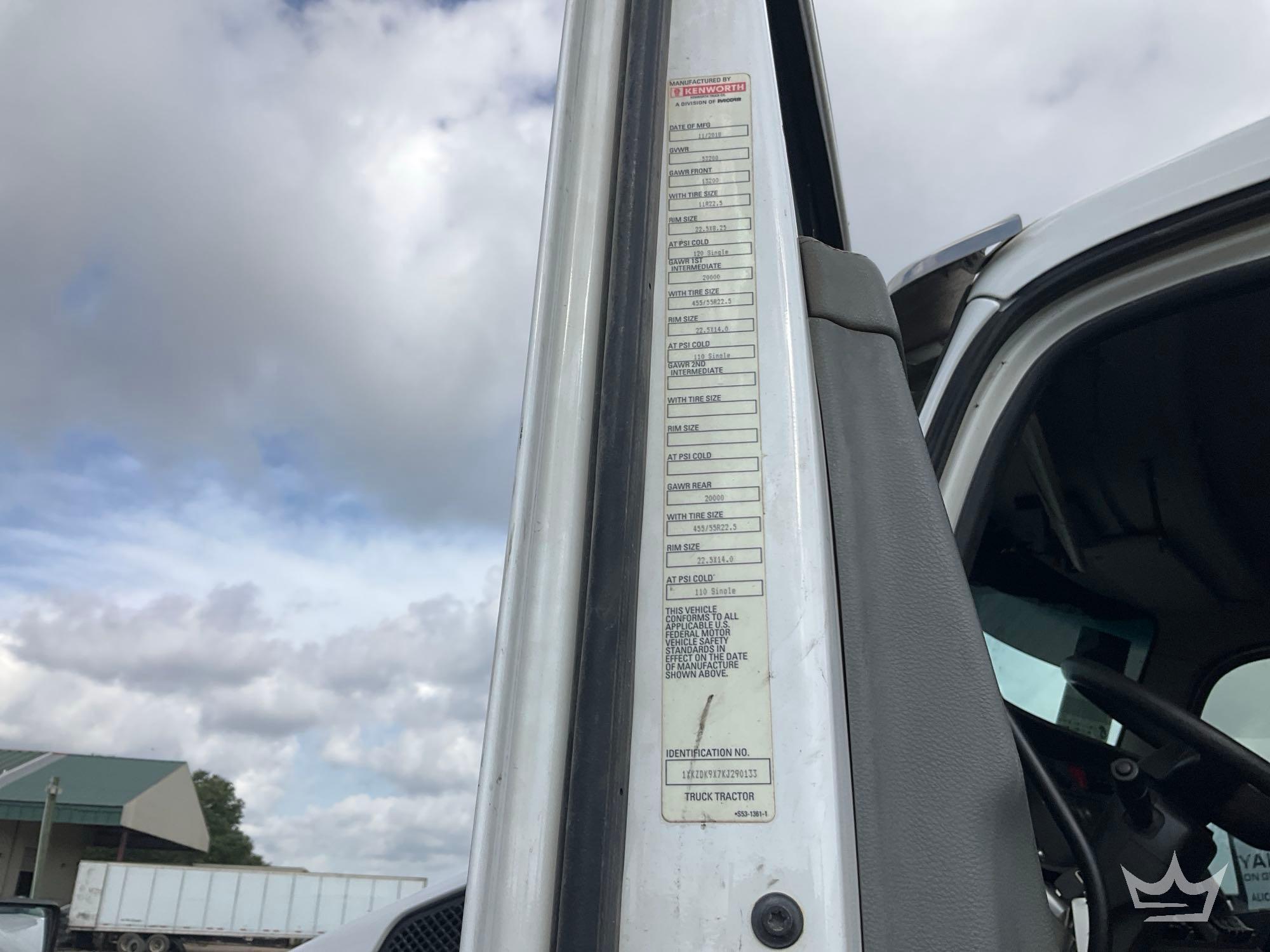 2019 Kenworth T880