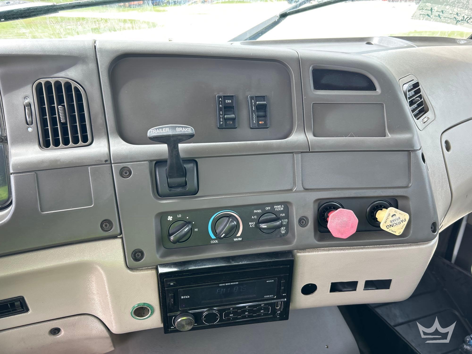 2003 Sterling L9500